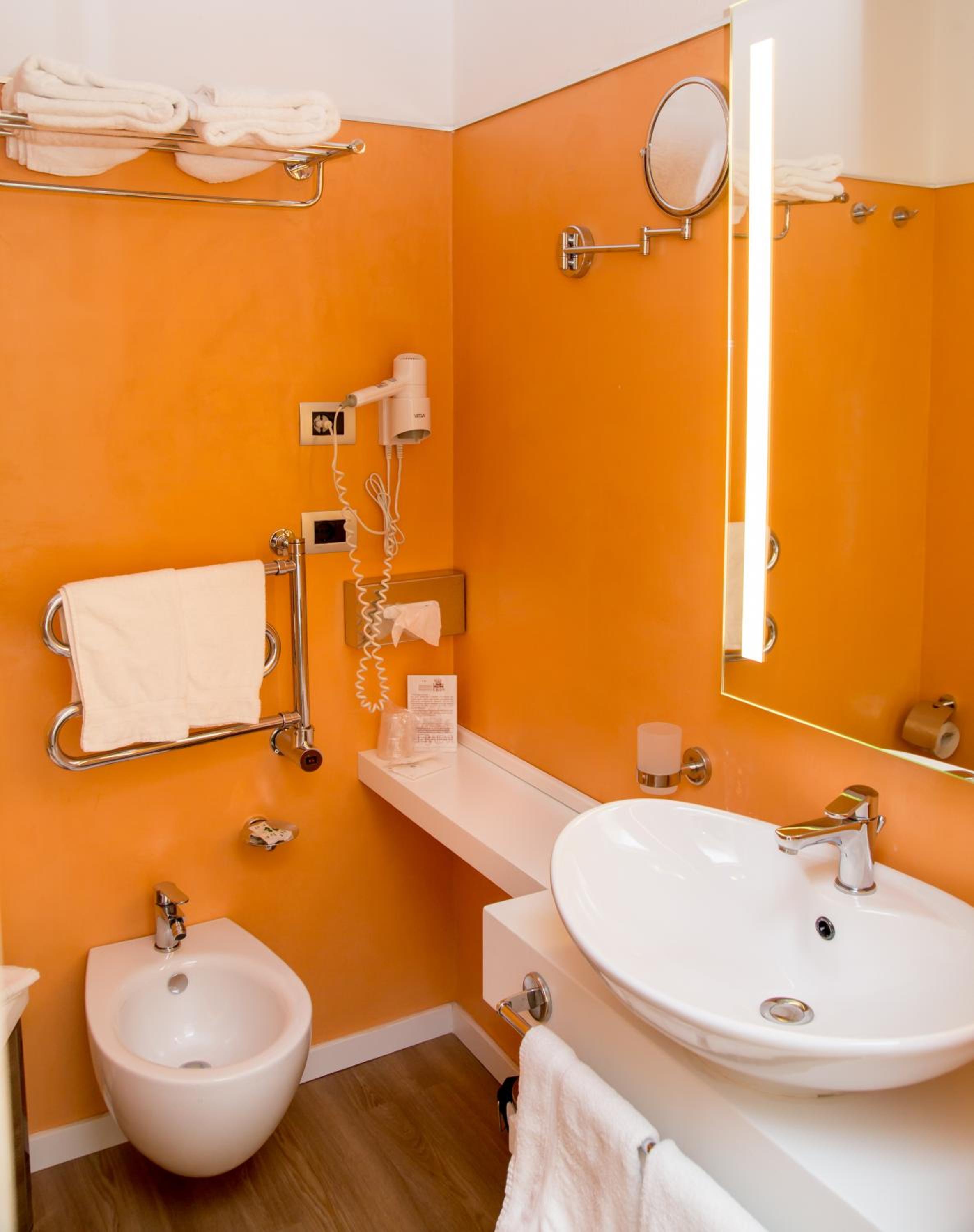 Superior Double or Twin Room with Garden View - Photo 8