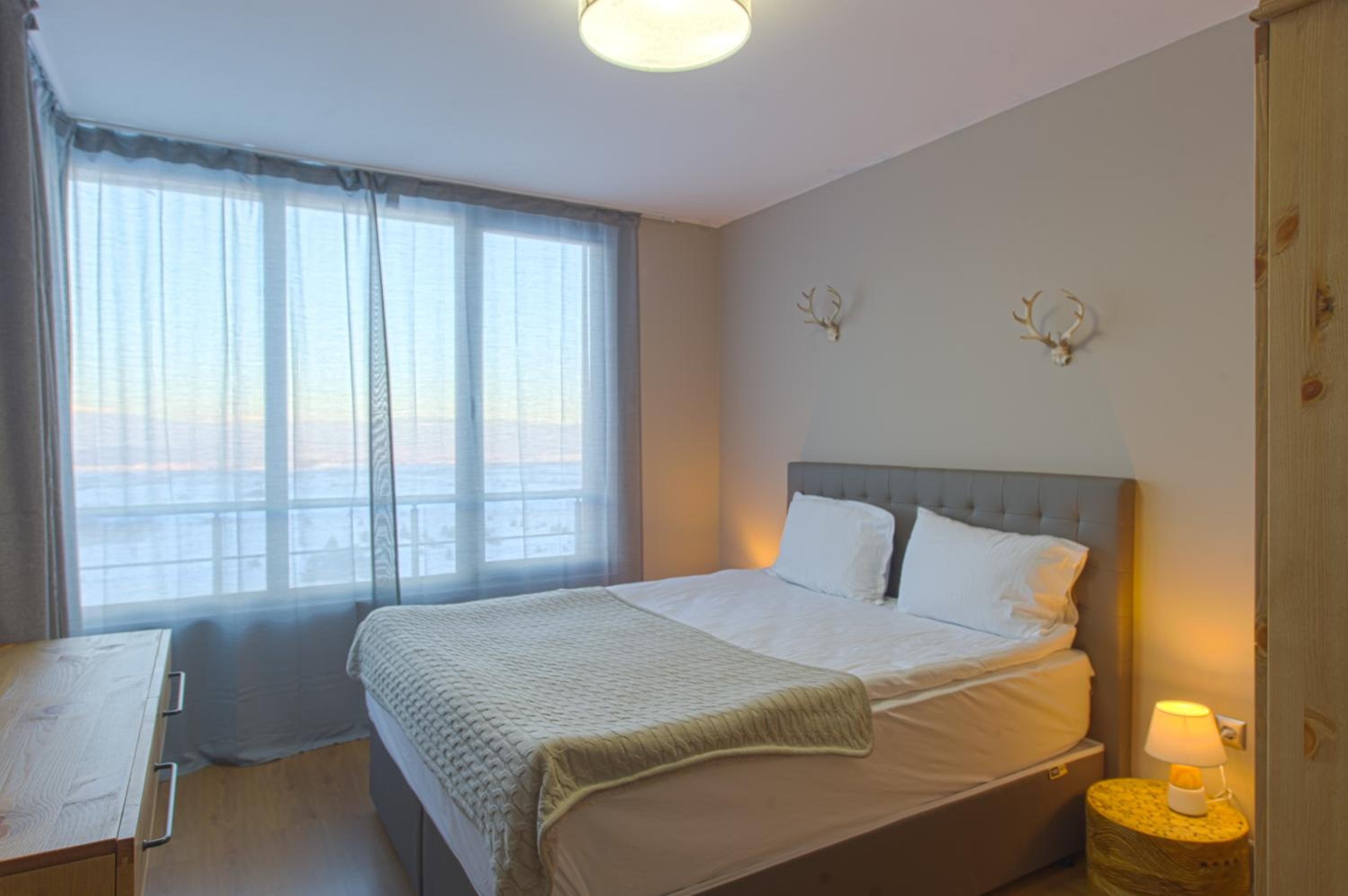 One-Bedroom Apartment with 4 Beds and Free Spa Access - Annex Building photo 3