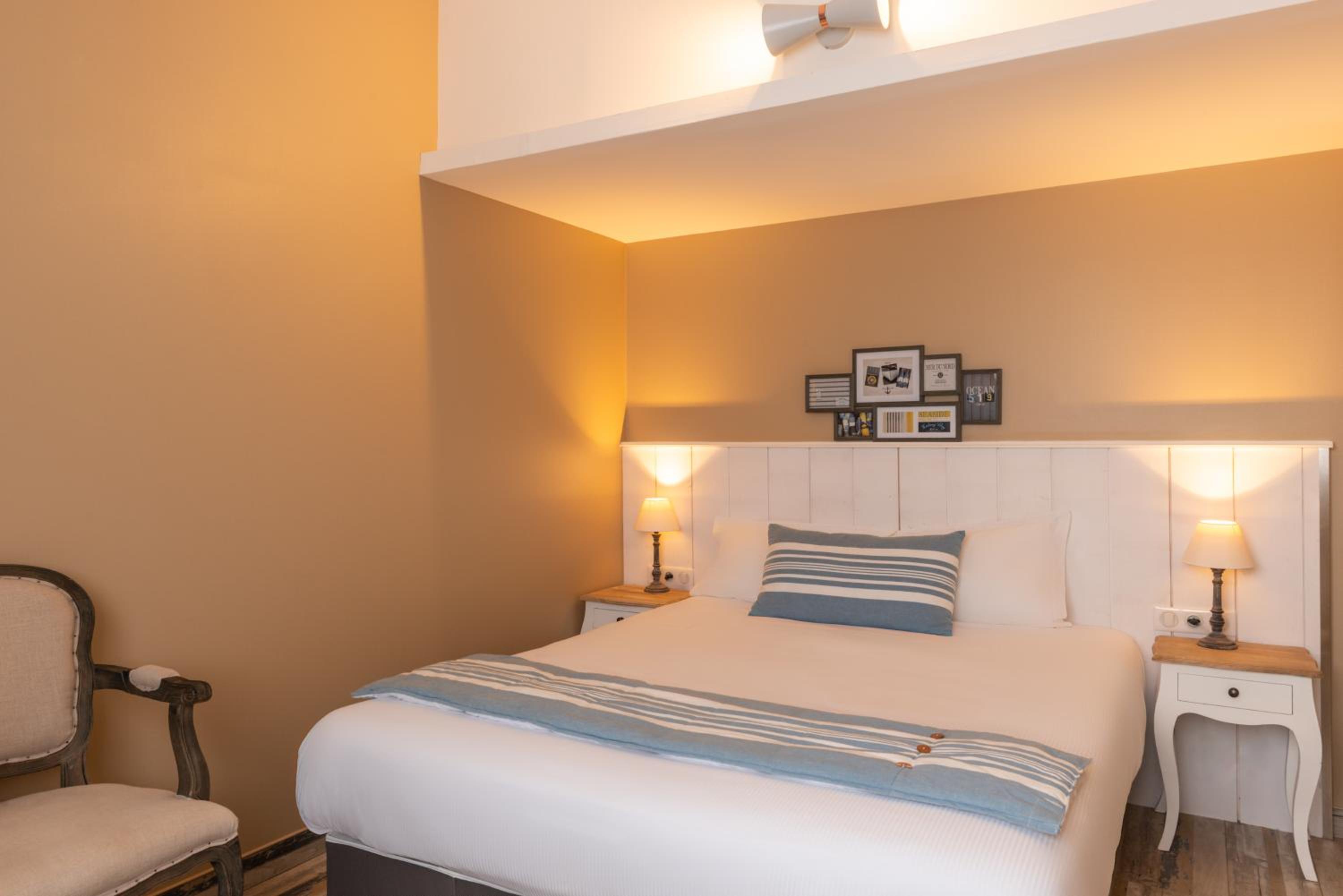 Superior Double Room with Garden View - Photo 9