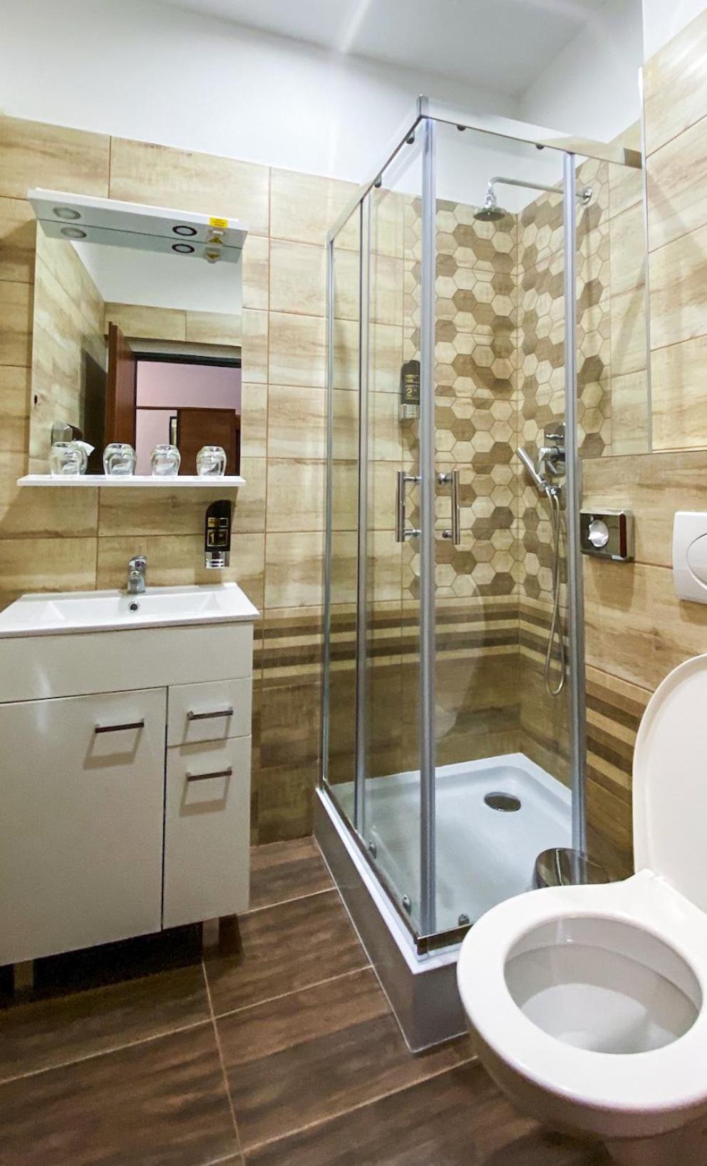 Quadruple Room - Photo 4