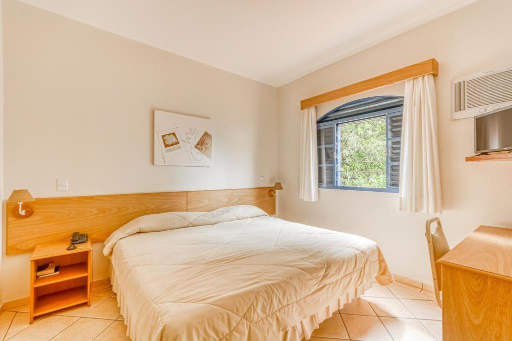 Deluxe Double or Twin Room photo 1