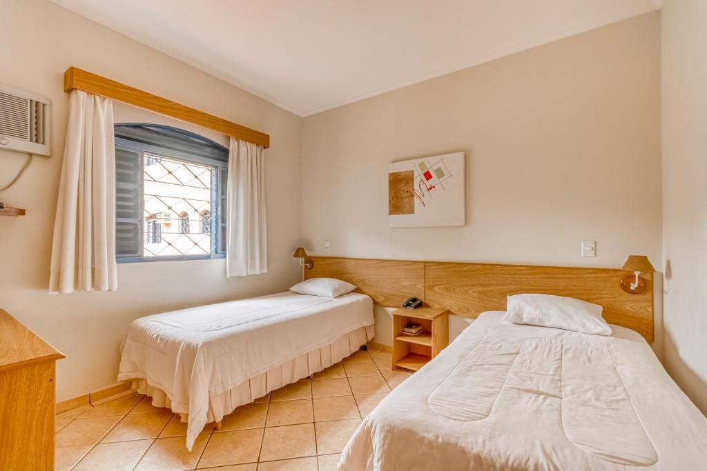 Deluxe Double or Twin Room photo 2