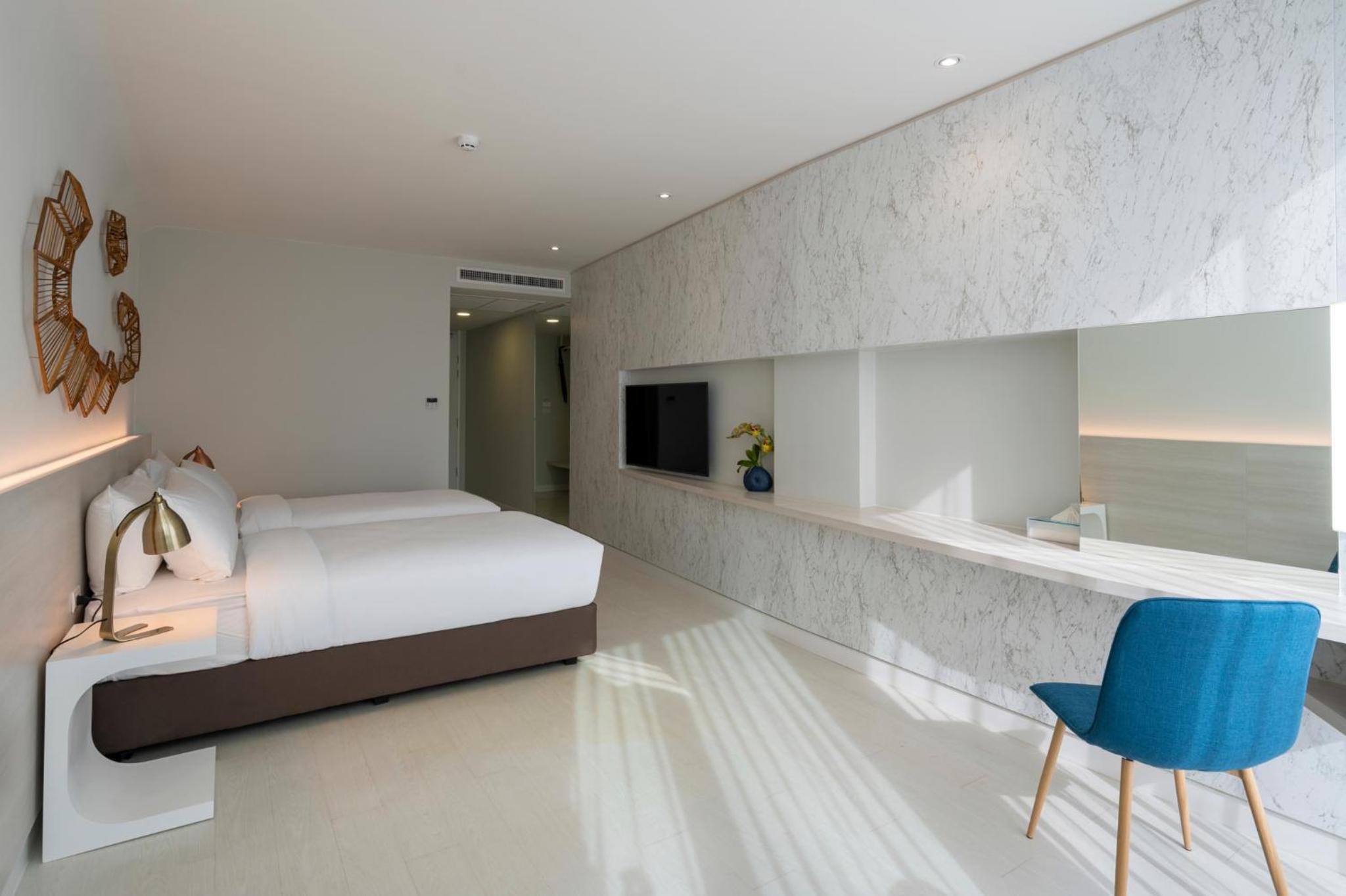 Deluxe Twin Room - Photo 6