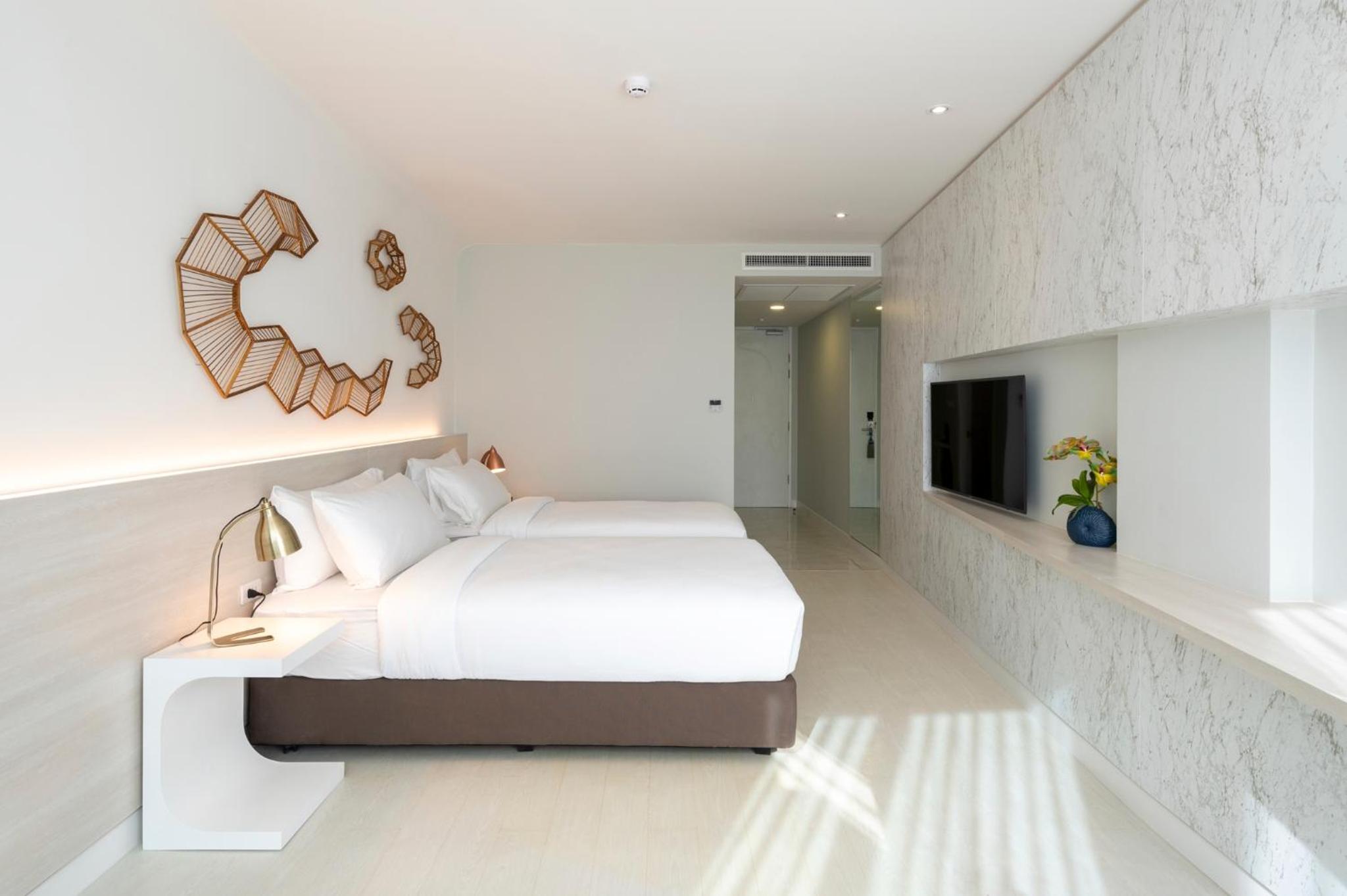 Deluxe Twin Room - Photo 8