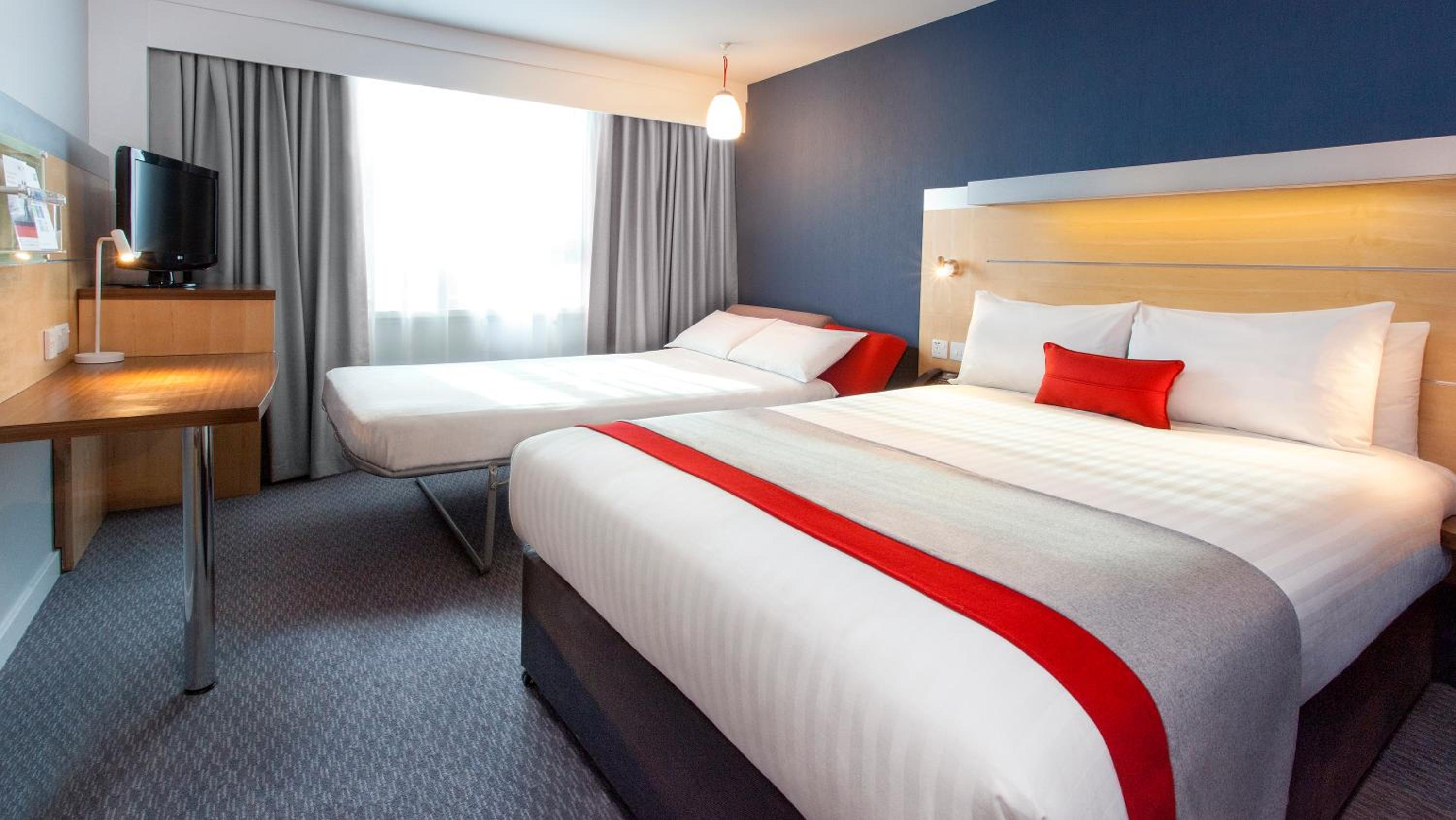 Standard Double Room with Single Sofa Bed and Free Hot Breakfast