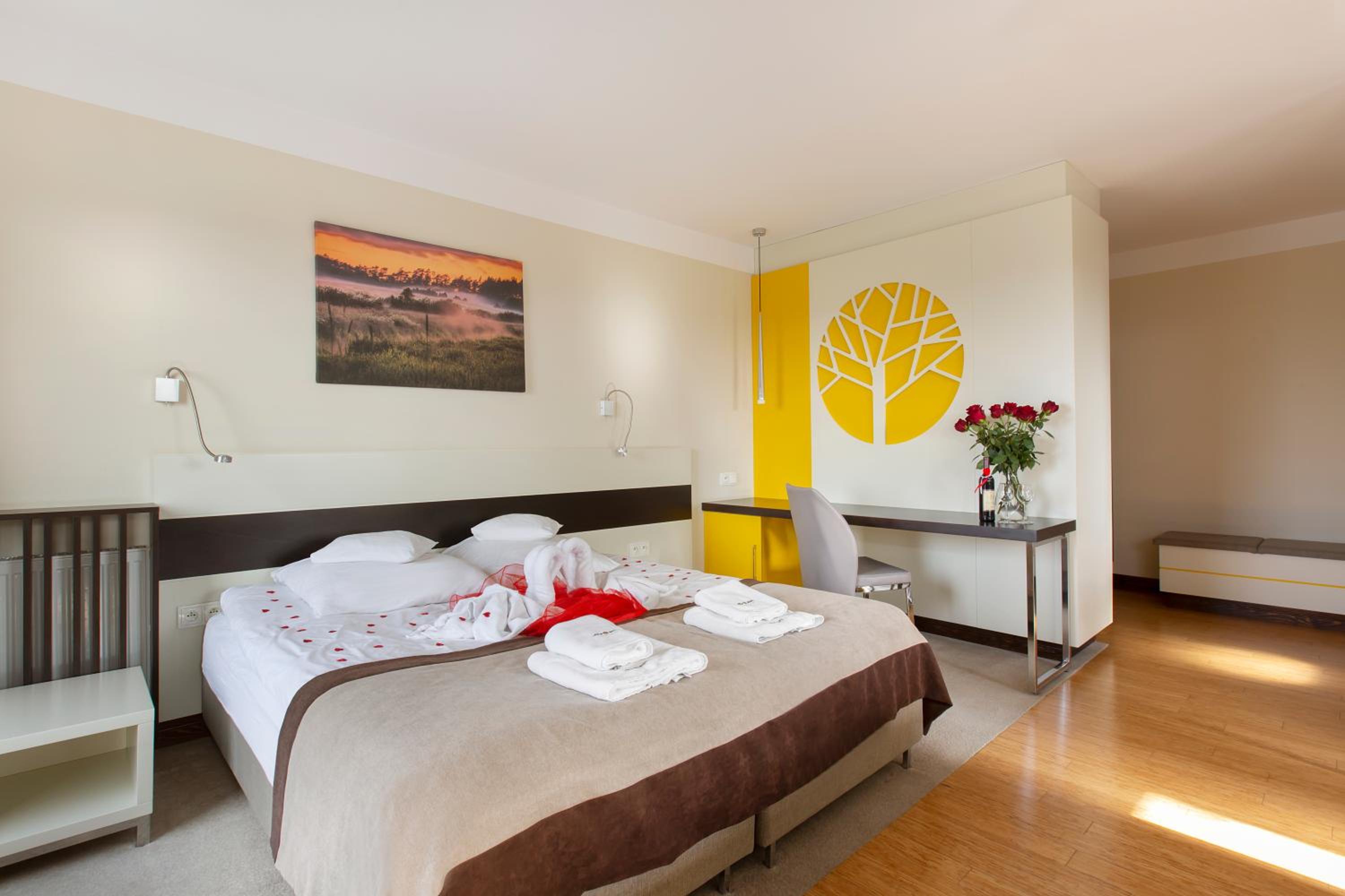 Deluxe Double or Twin Room with Balcony photo 2
