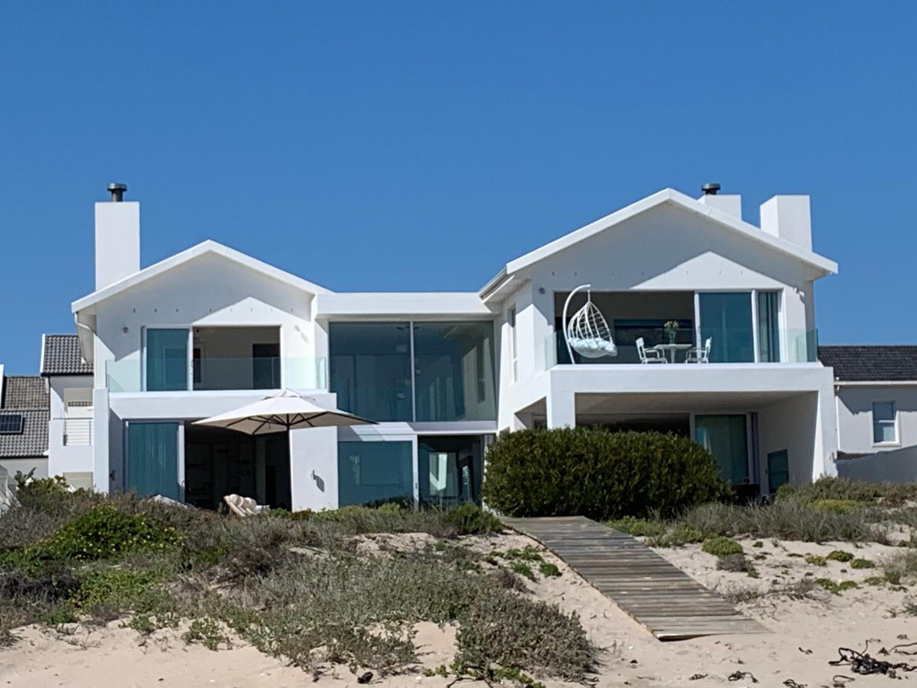 Villa photo 3
