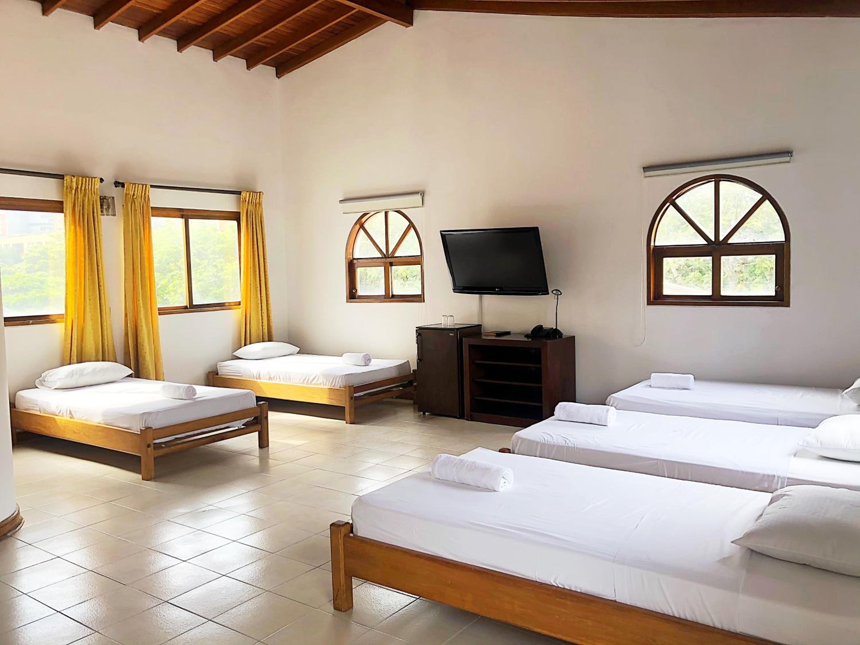 Mixed Dormitory Room