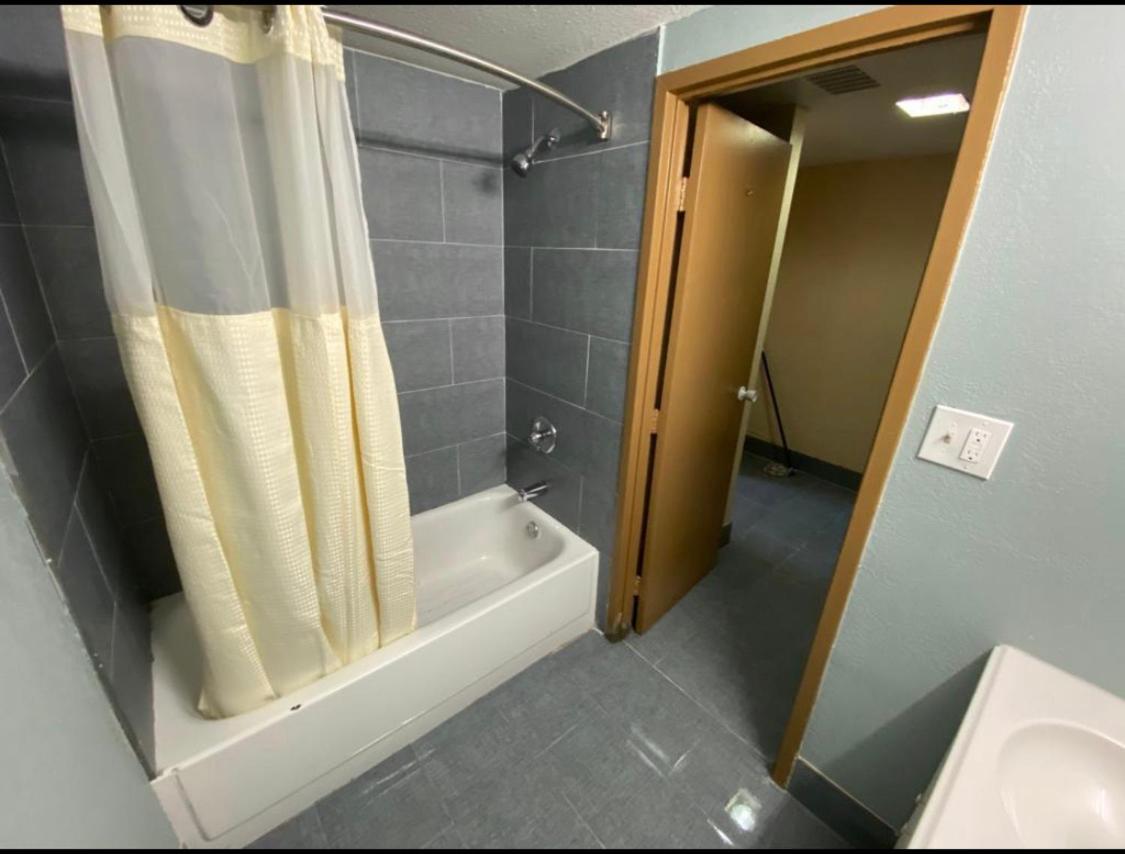 King Suite photo 2