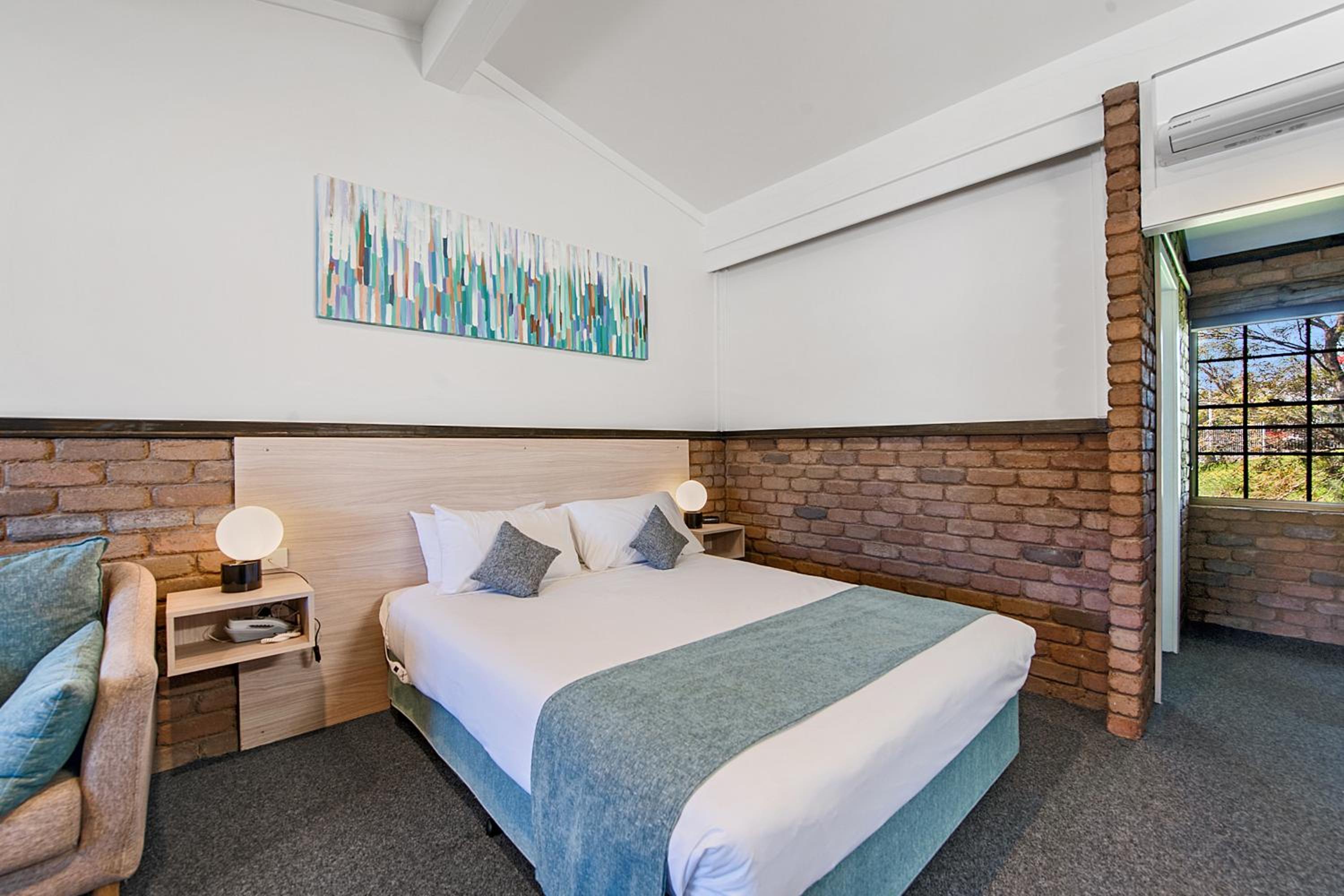 Superior Queen Suite photo 3