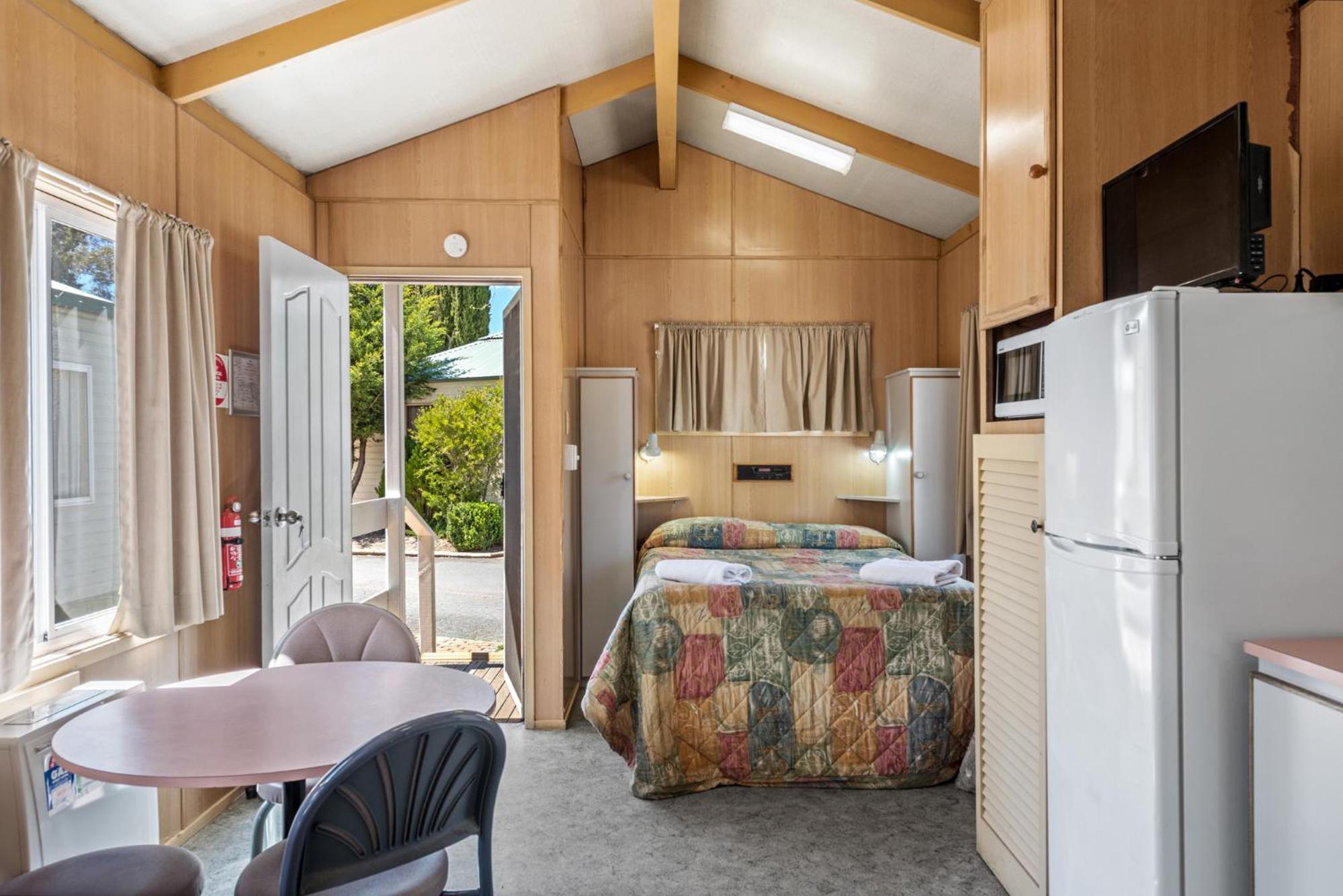 Standard Cabin