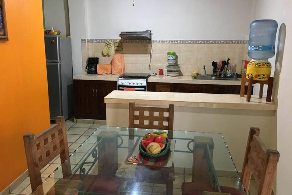 One-Bedroom Apartment - Photo 3
