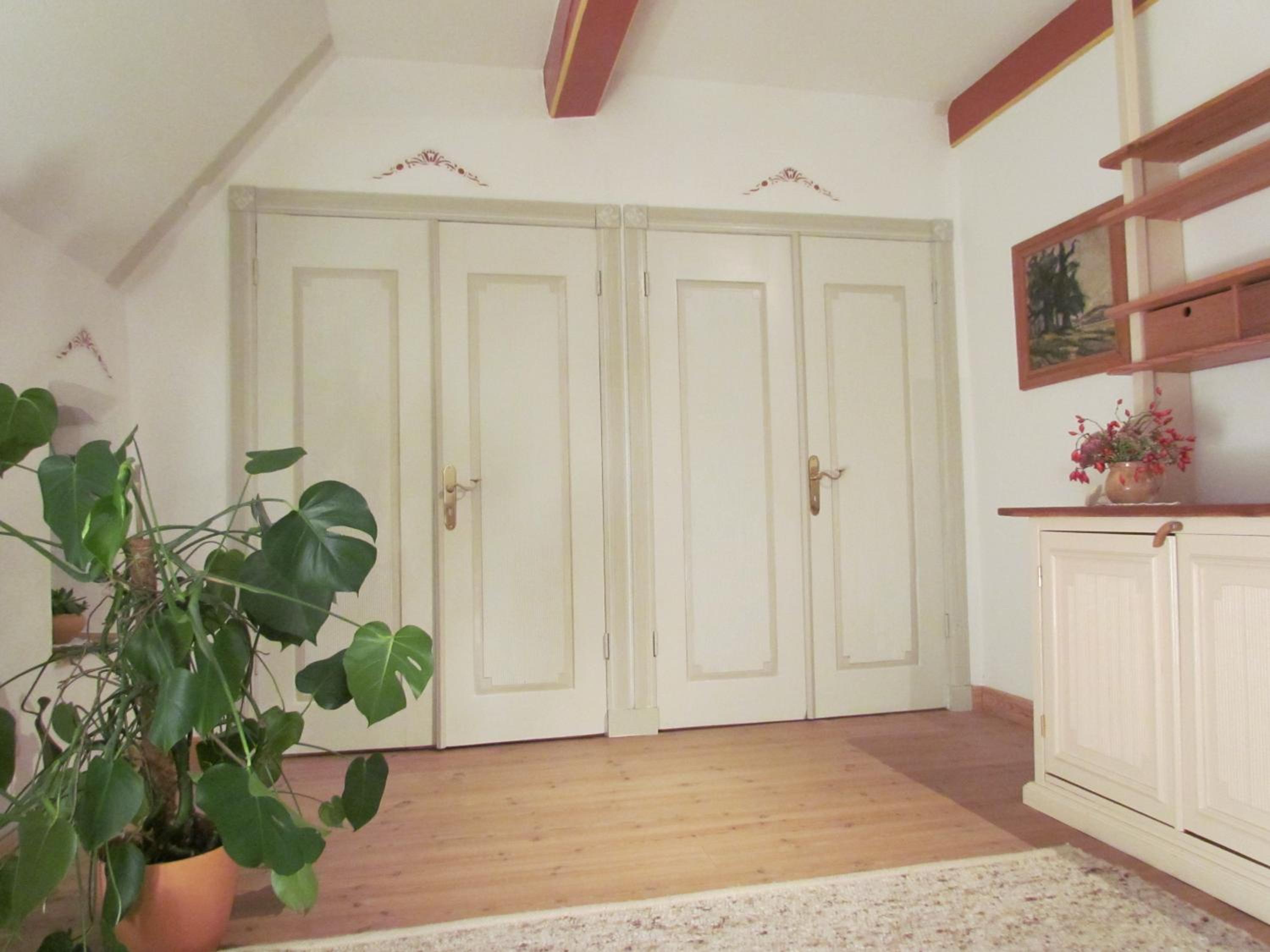 One-Bedroom Apartment with Garden View photo 2