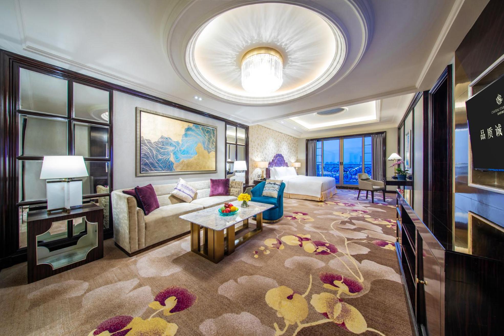 Suite with Lake View photo 1