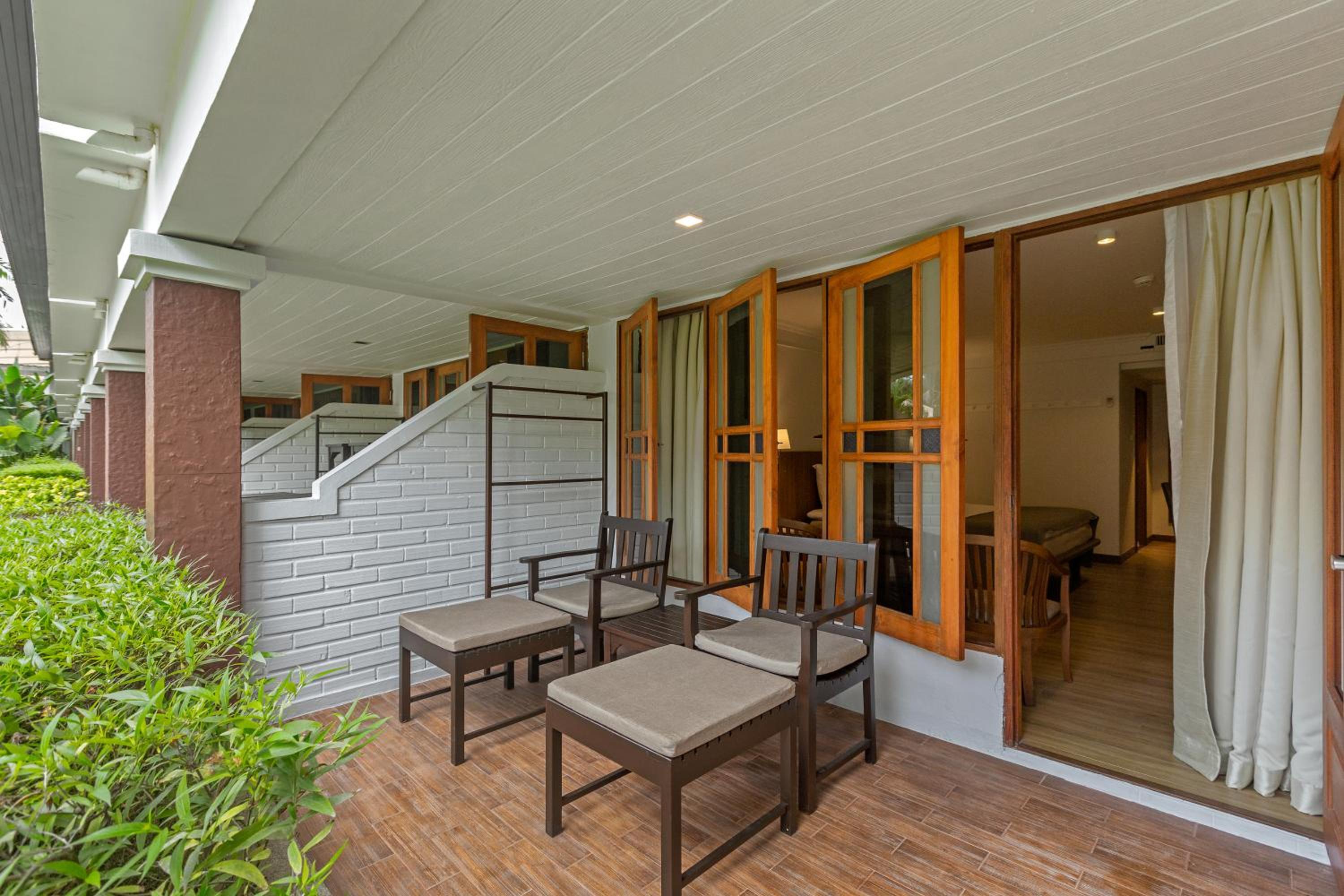Deluxe Ground Terrace Double or Twin Room photo 2