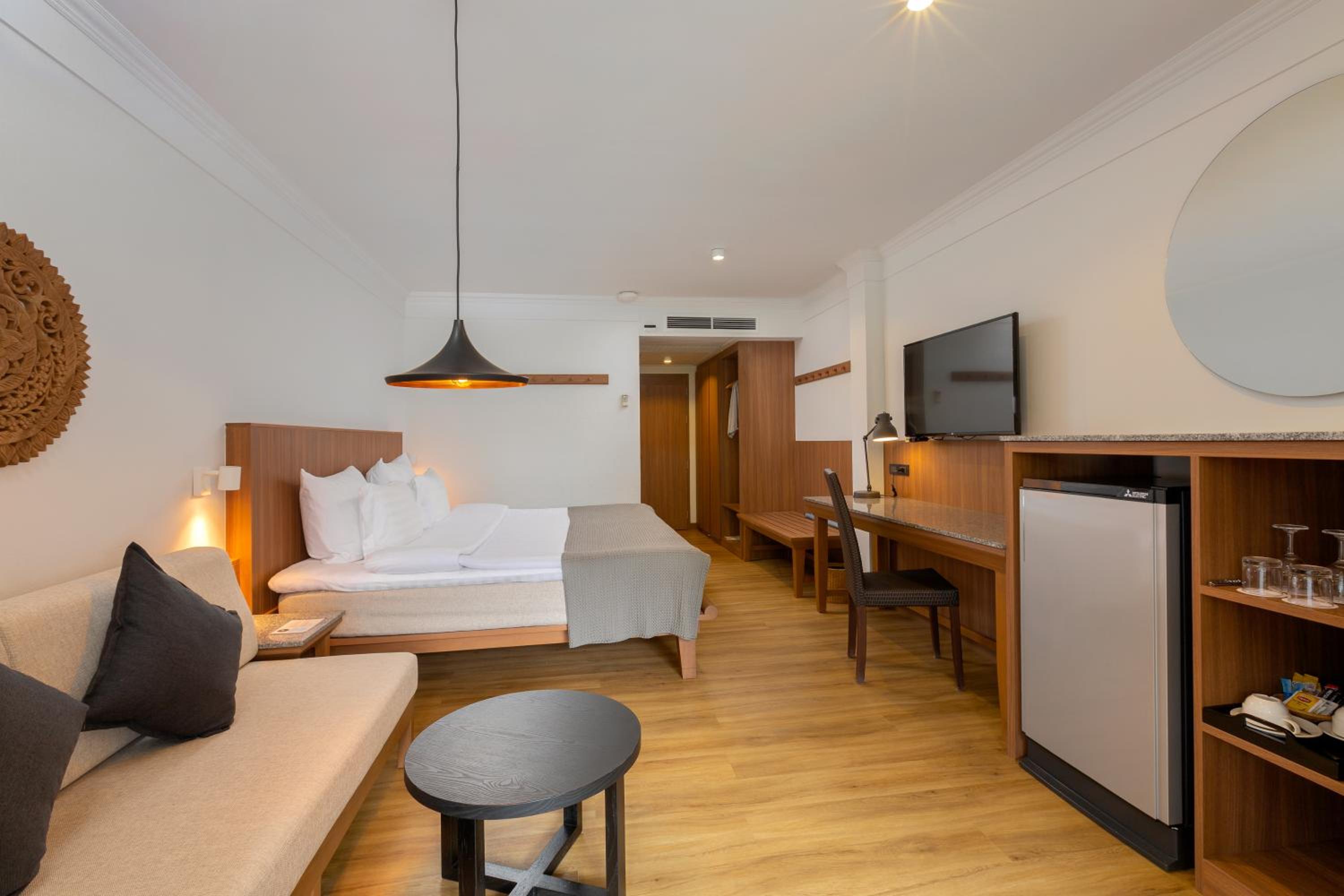 Deluxe Double or Twin Room photo 3