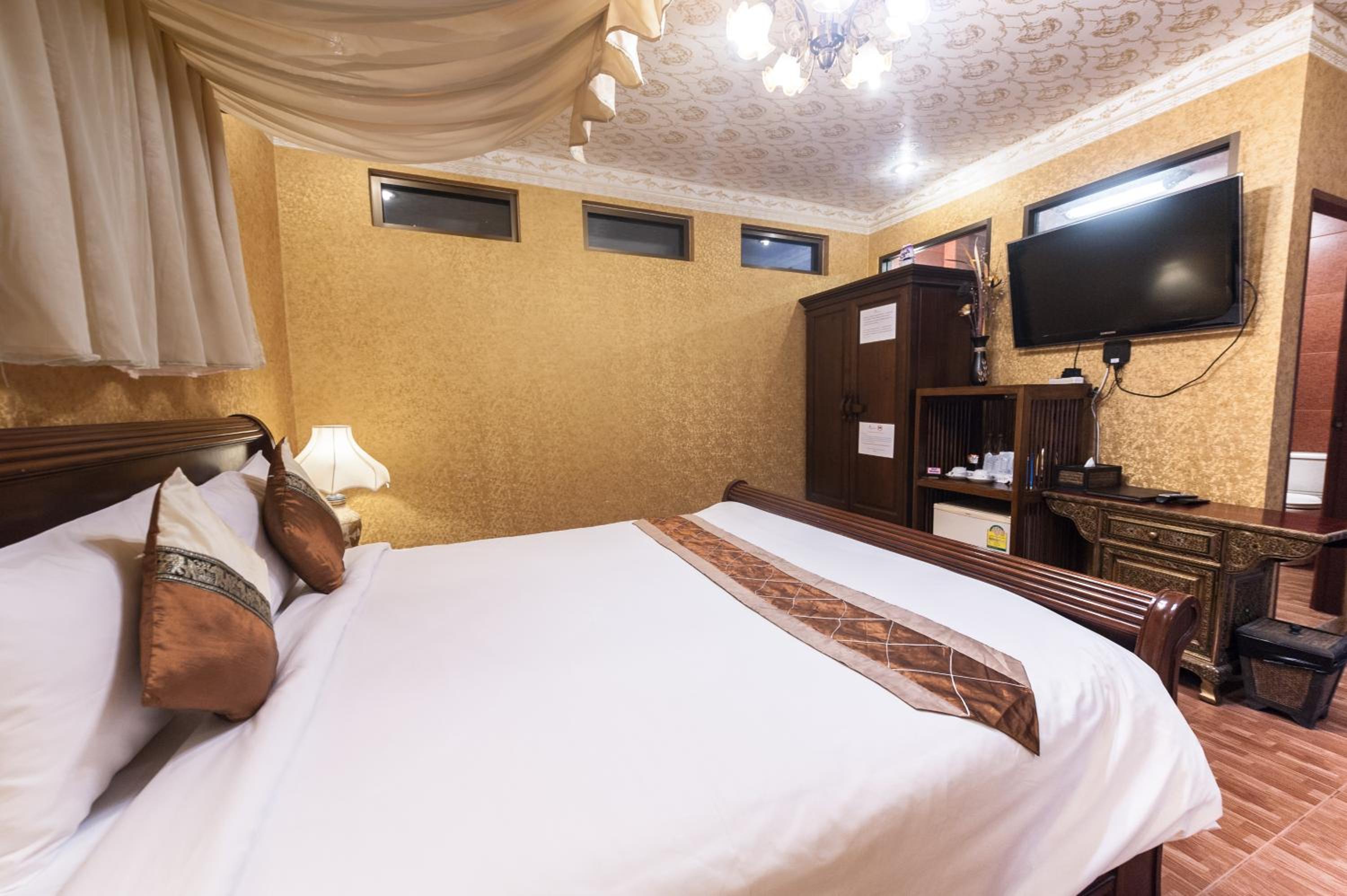 Junior Suite with Garden View - Photo 3