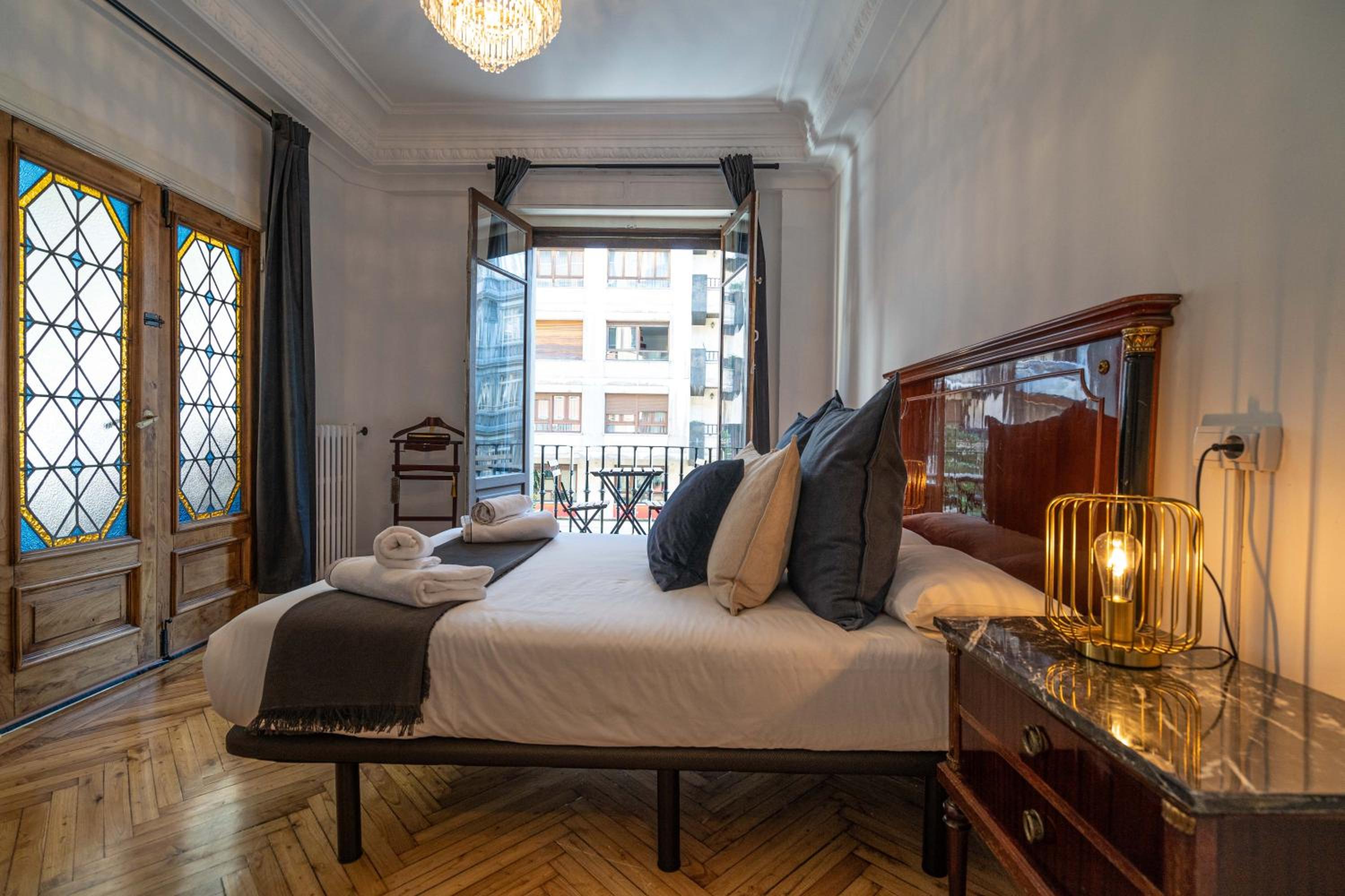 Habitación Doble Deluxe con Baño Compartido
