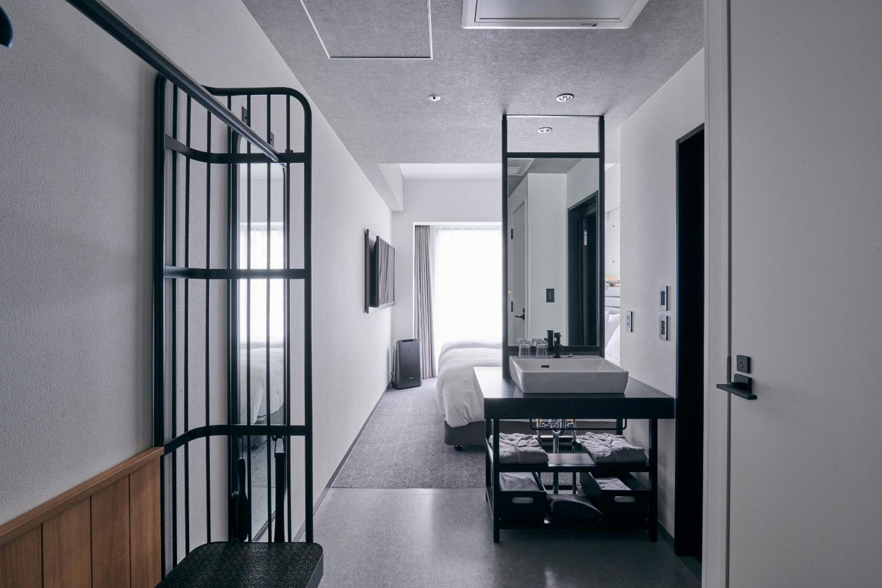 Standard Twin Room - Non-Smoking - Photo 11