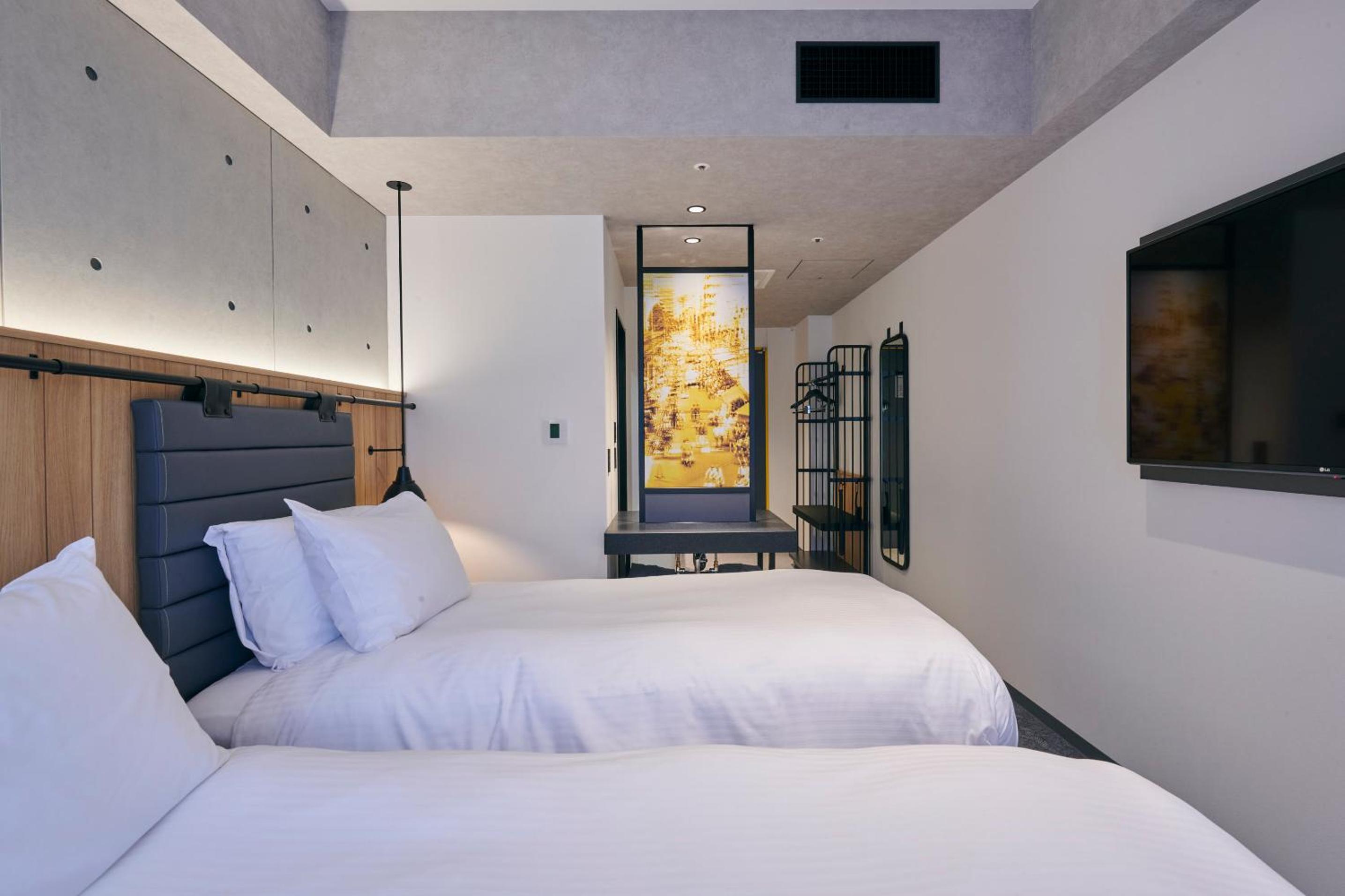 Standard Twin Room - Non-Smoking - Photo 3