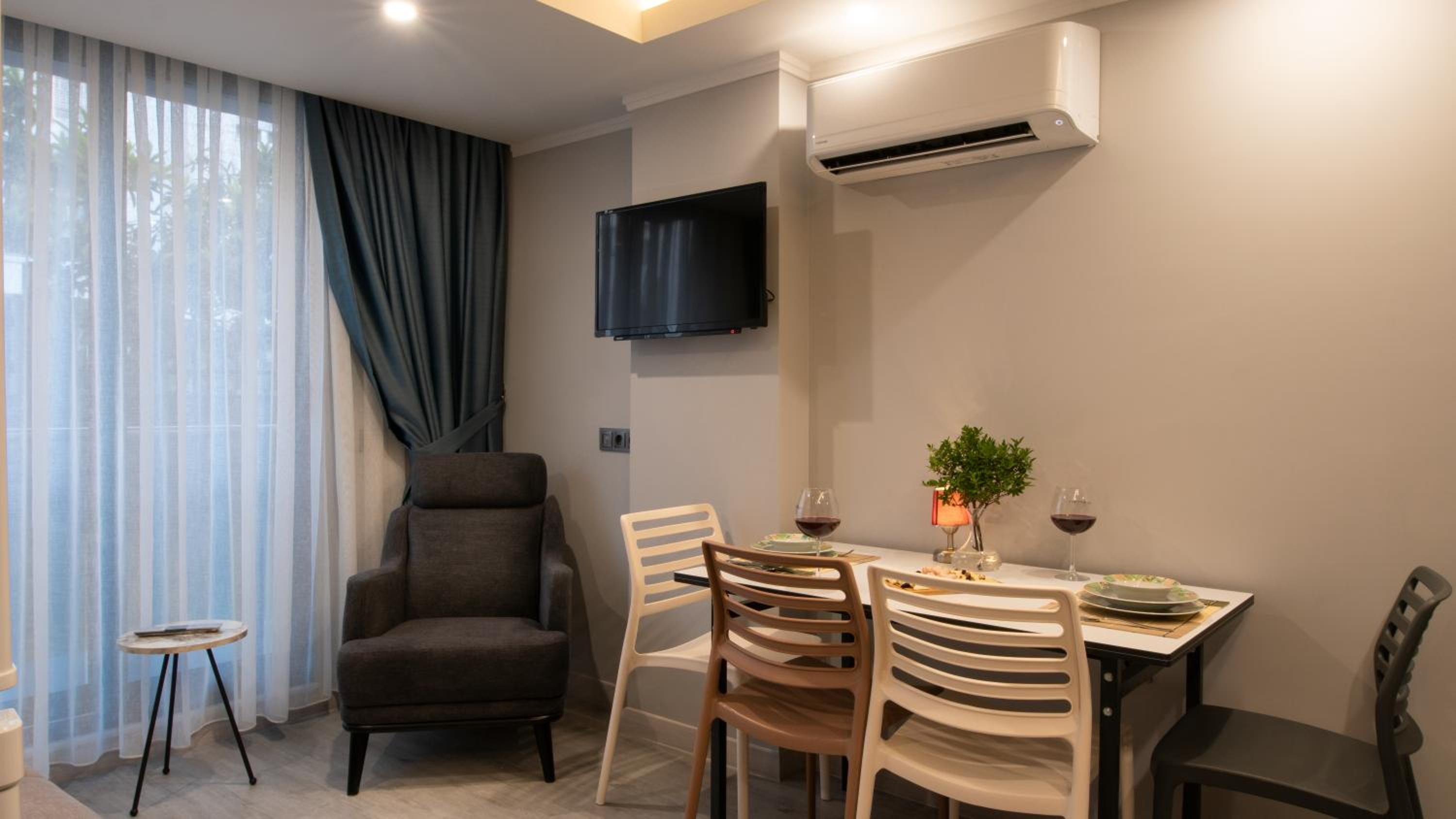 Garden Suite
