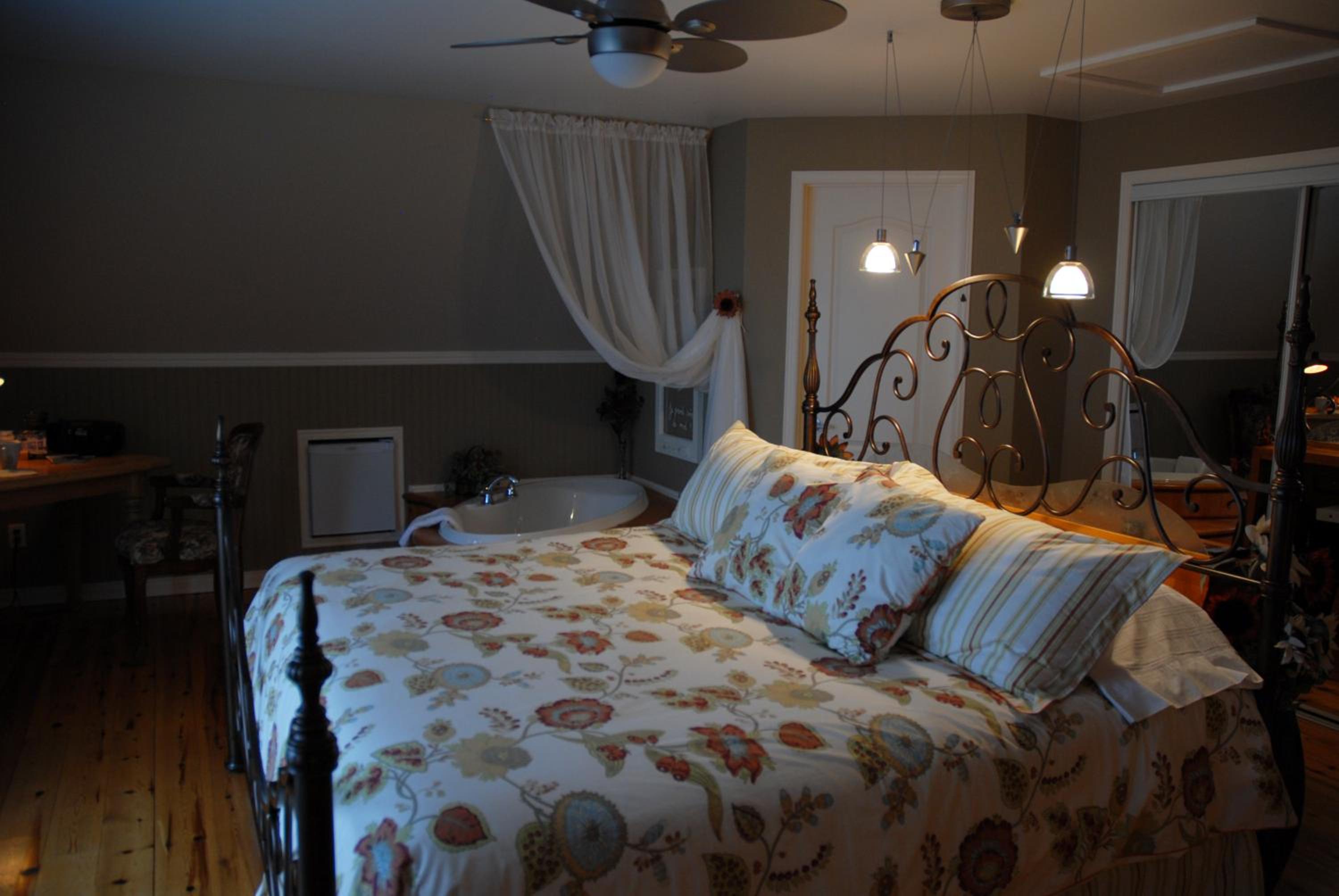 King Room with Balcony and Sea View