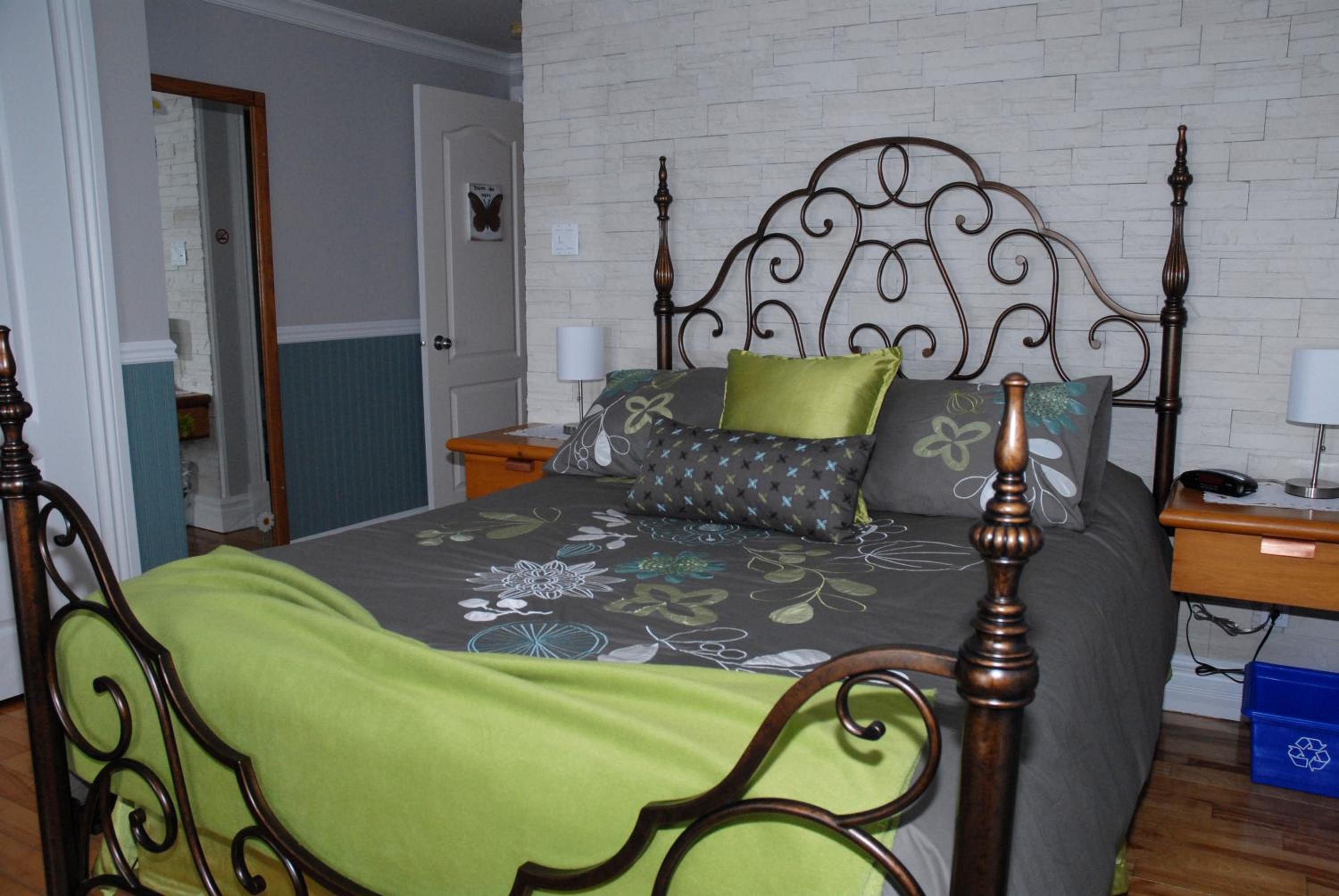 Deluxe Queen Room with Terrace and Sea View photo 2