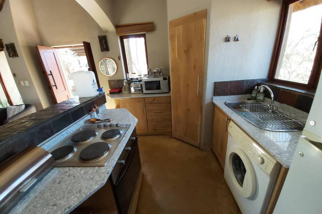 Two-Bedroom House - Photo 24