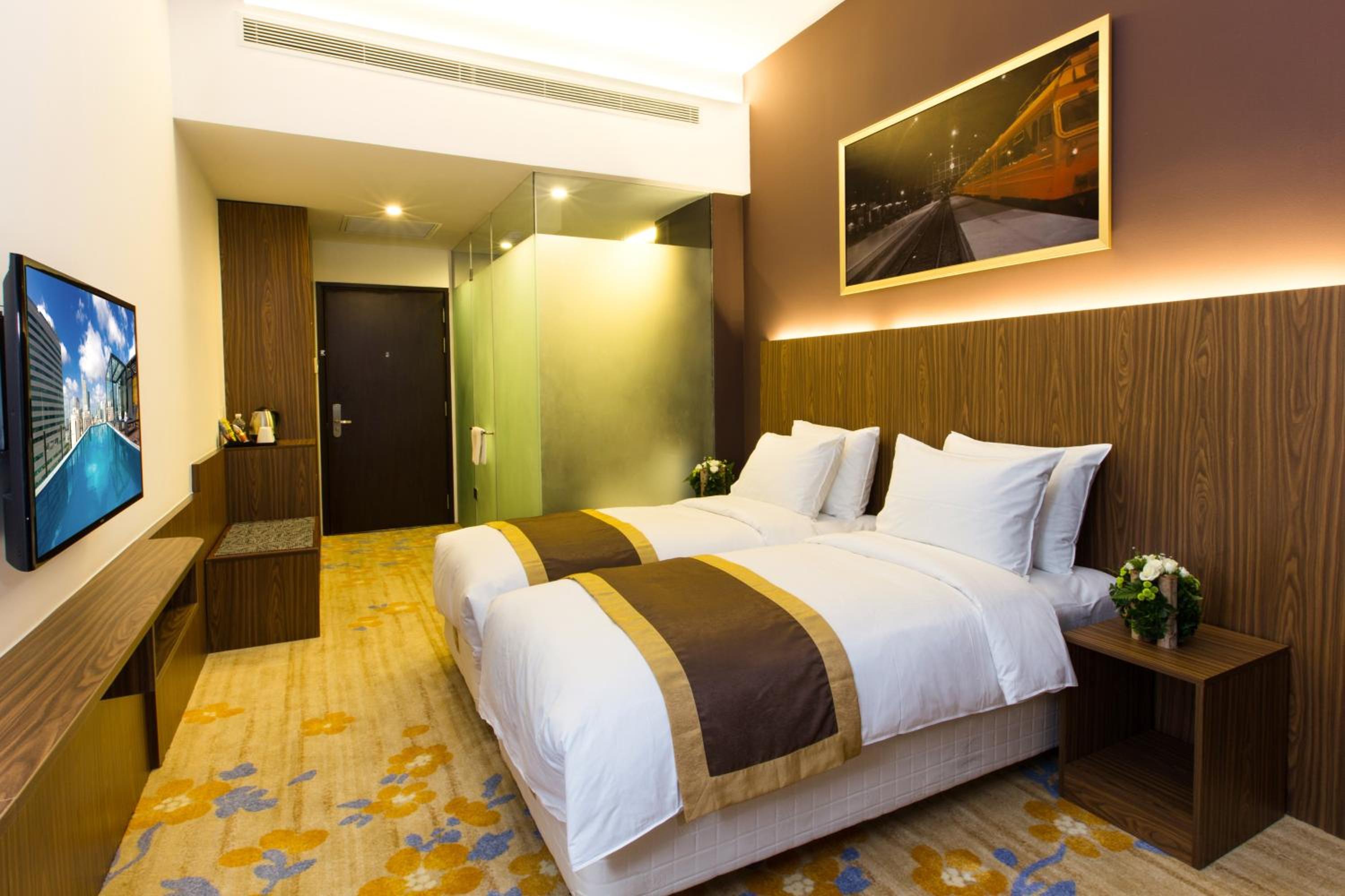 Deluxe Twin Room photo 3