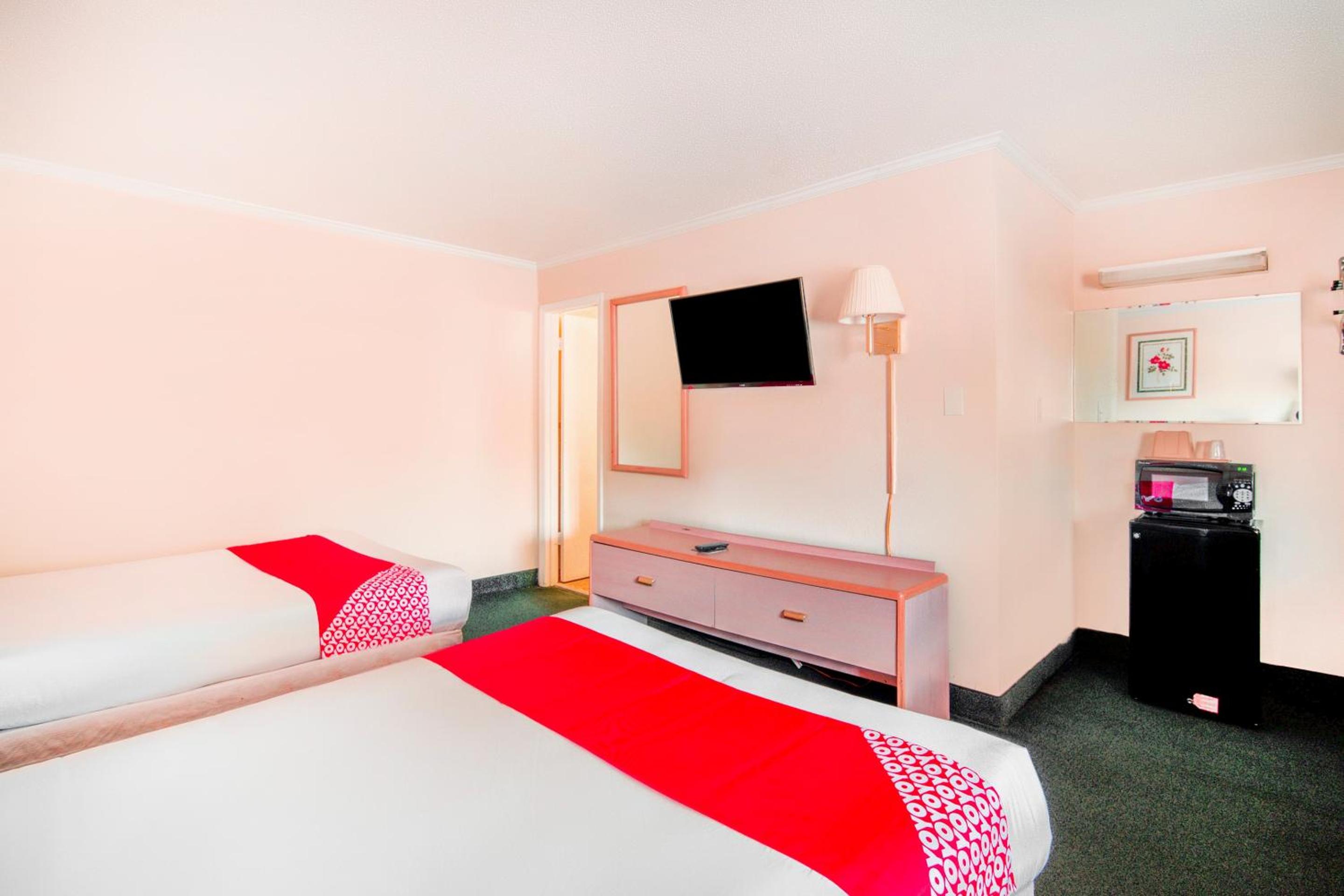 2 Full Bed - Photo 6