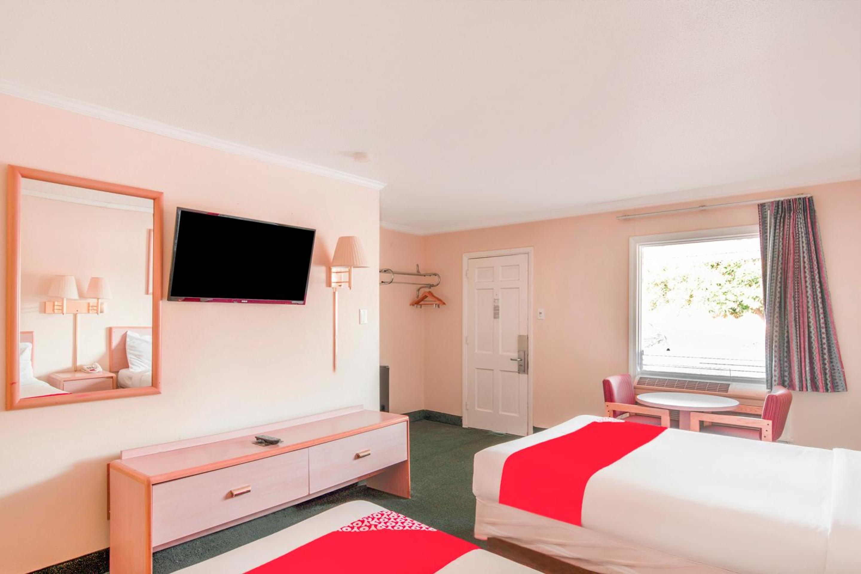 2 Full Bed - Photo 7