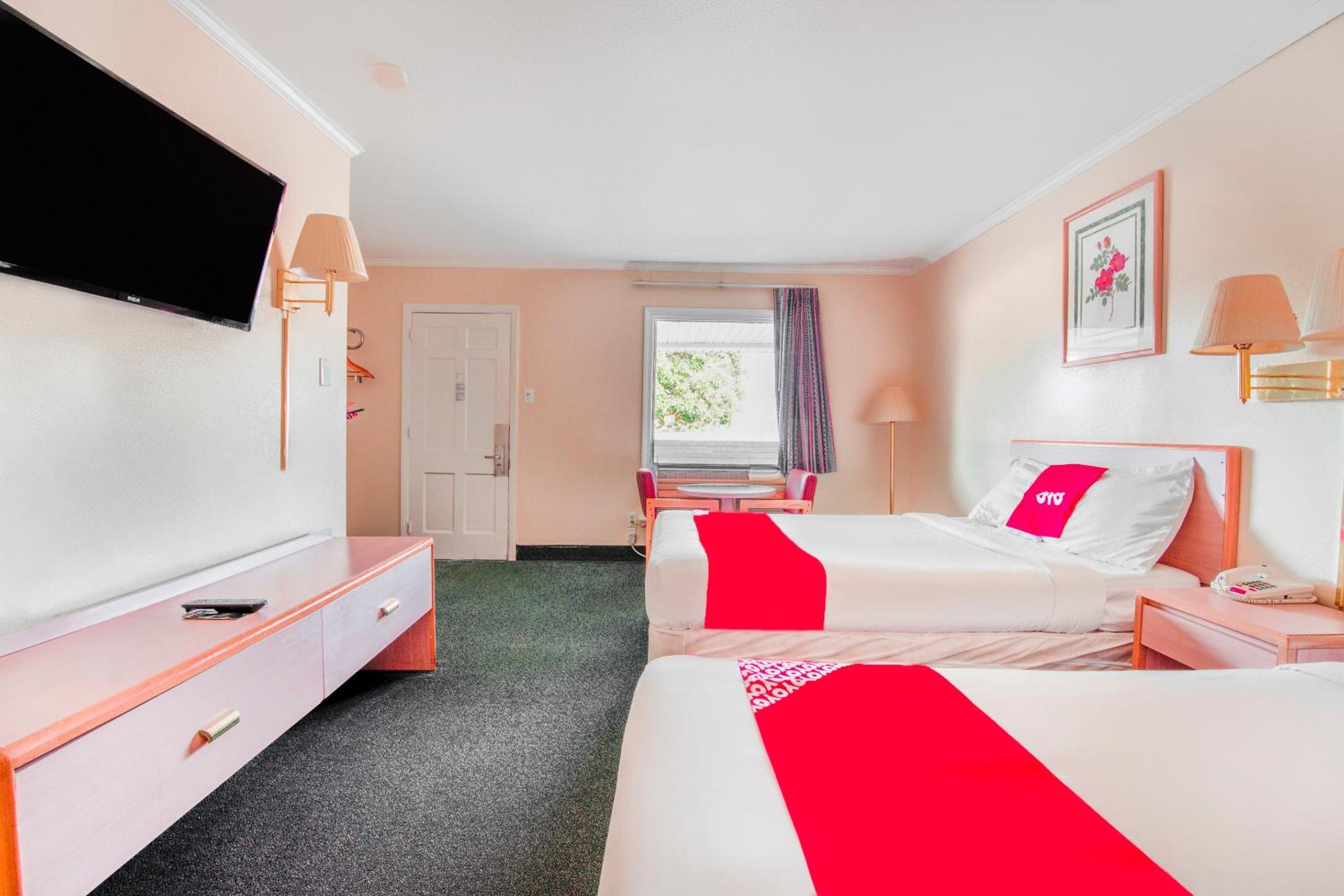 2 Full Bed - Photo 8