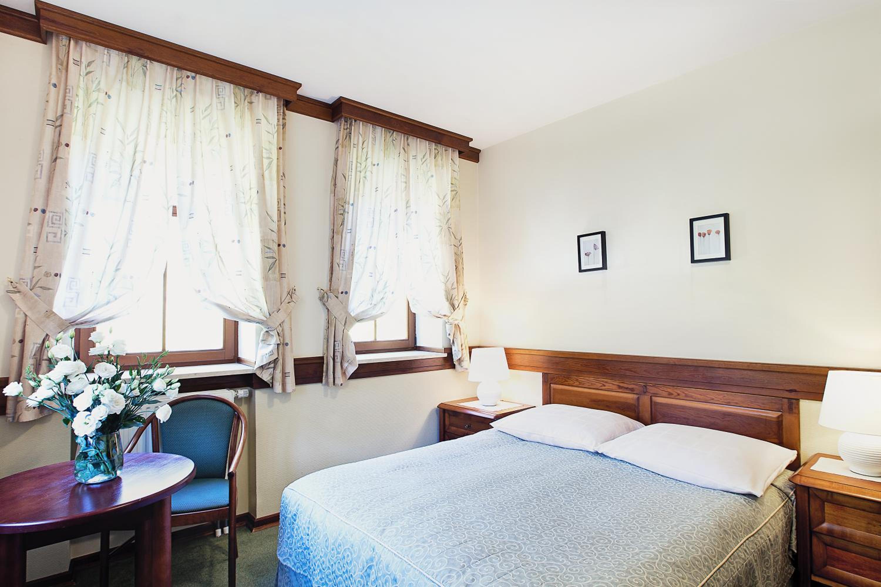 Double Room with Private Bathroom photo 2