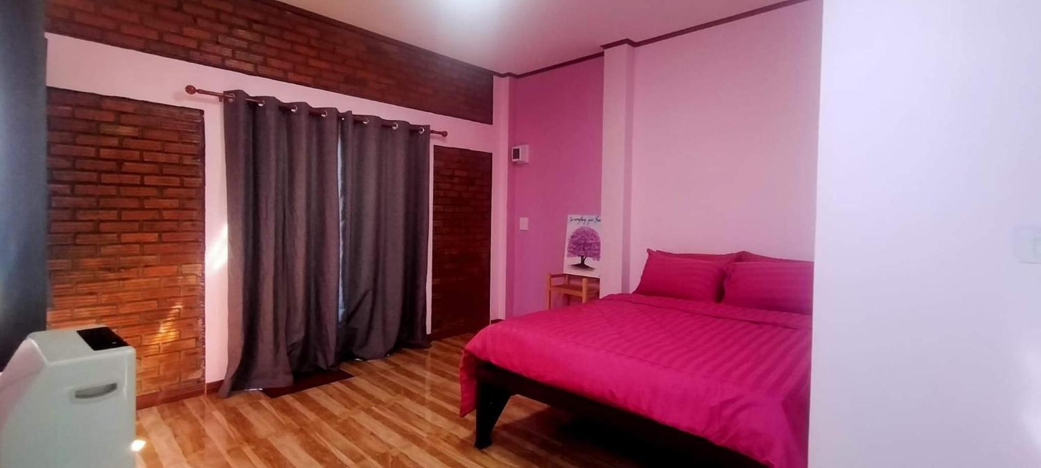 Double Room - Photo 9