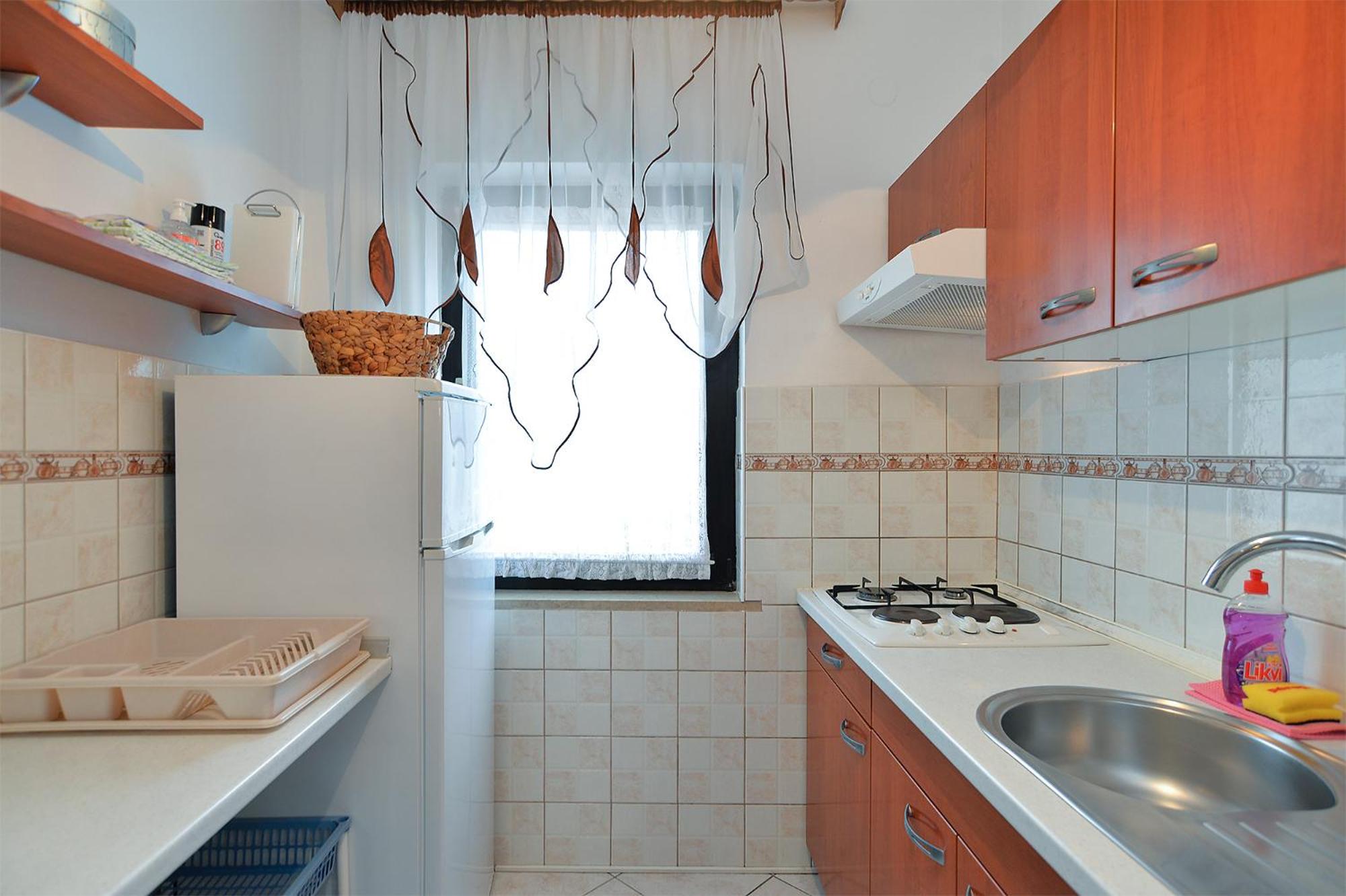 Apartment photo 2