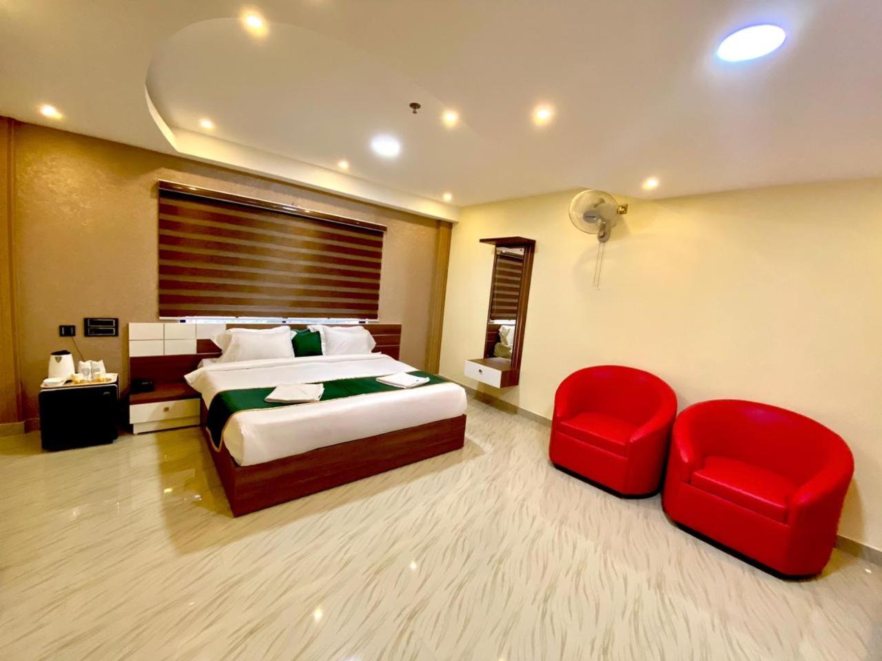 Deluxe Room - Photo 1