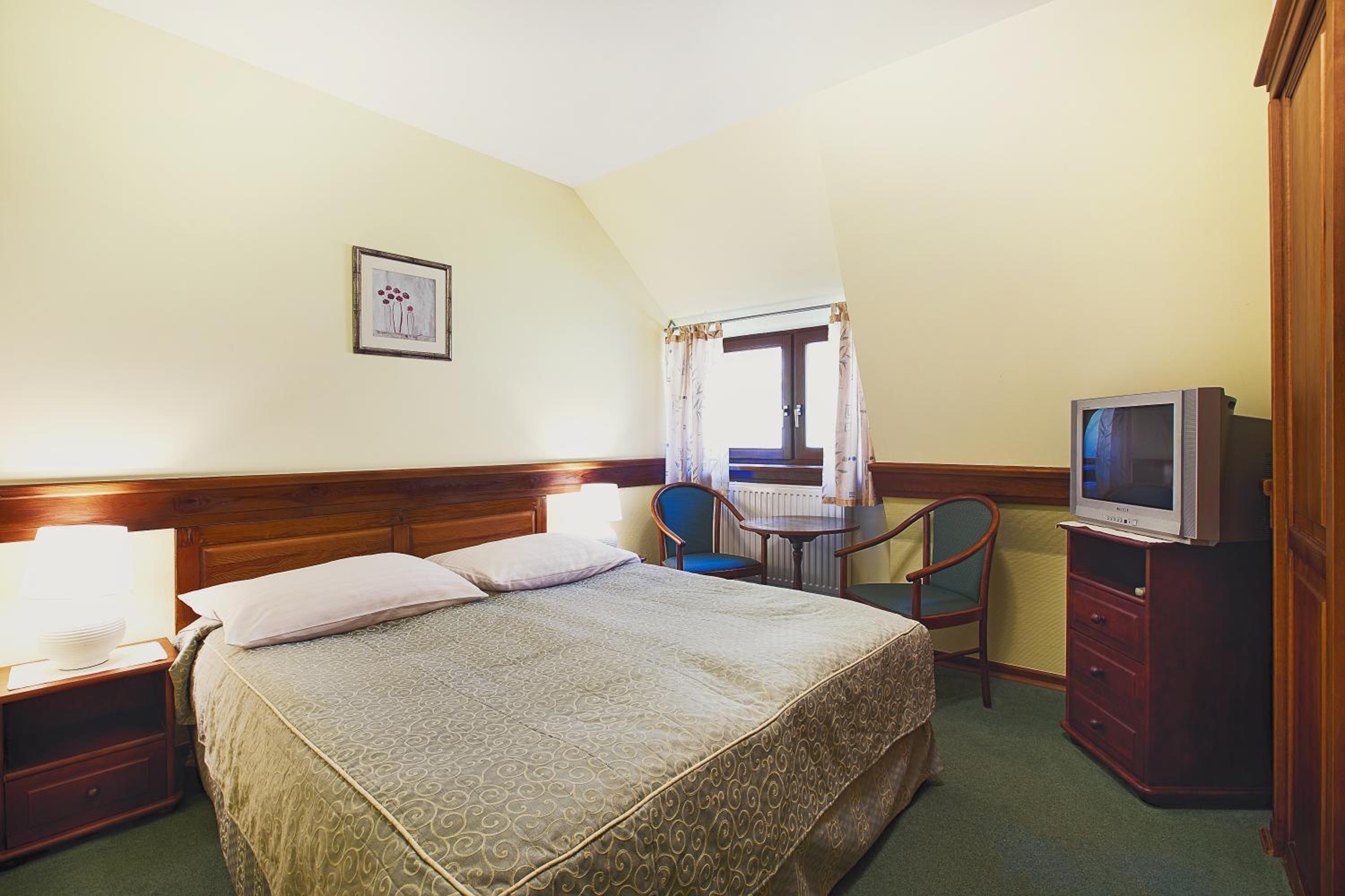 Economy Double Room photo 1
