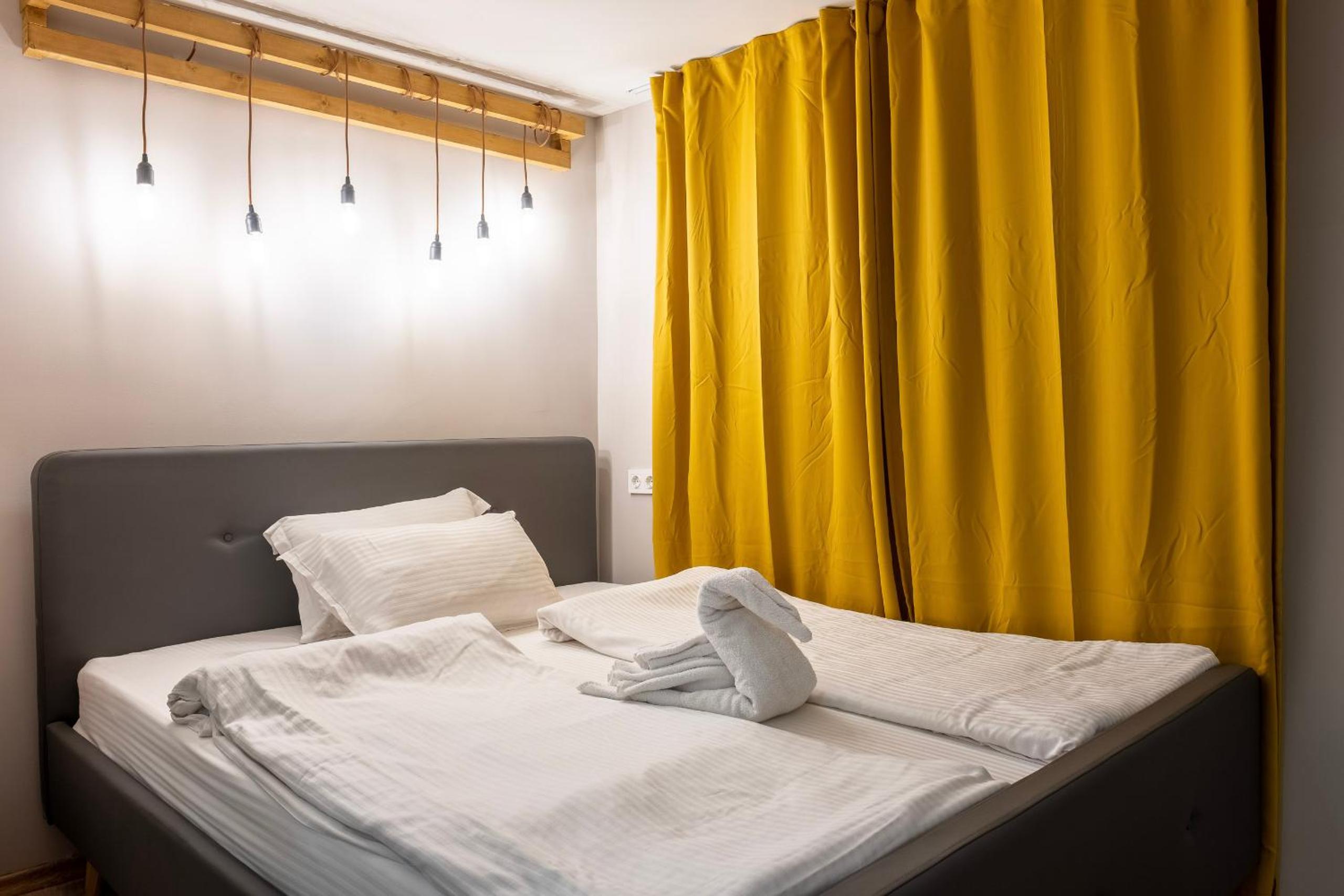 One-Bedroom Apartment - Photo 6