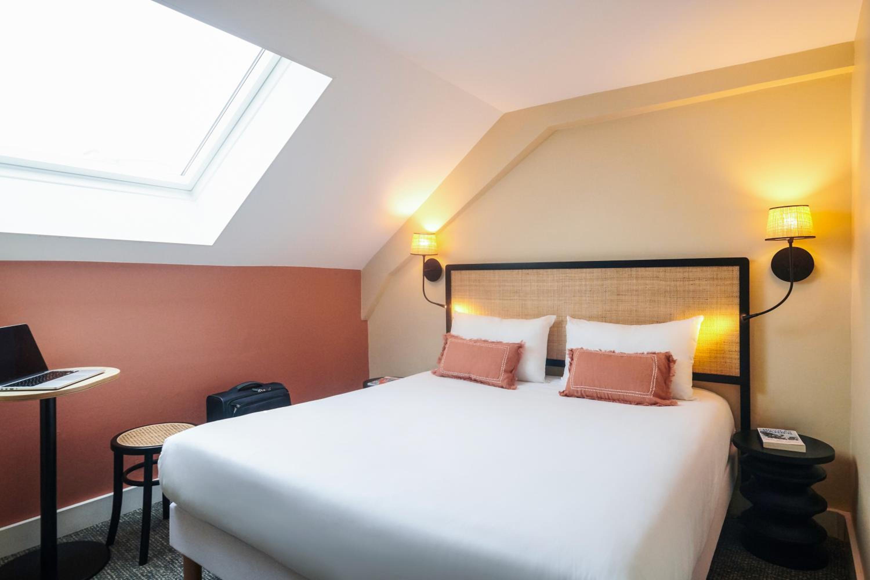 Standard Double Room photo 2