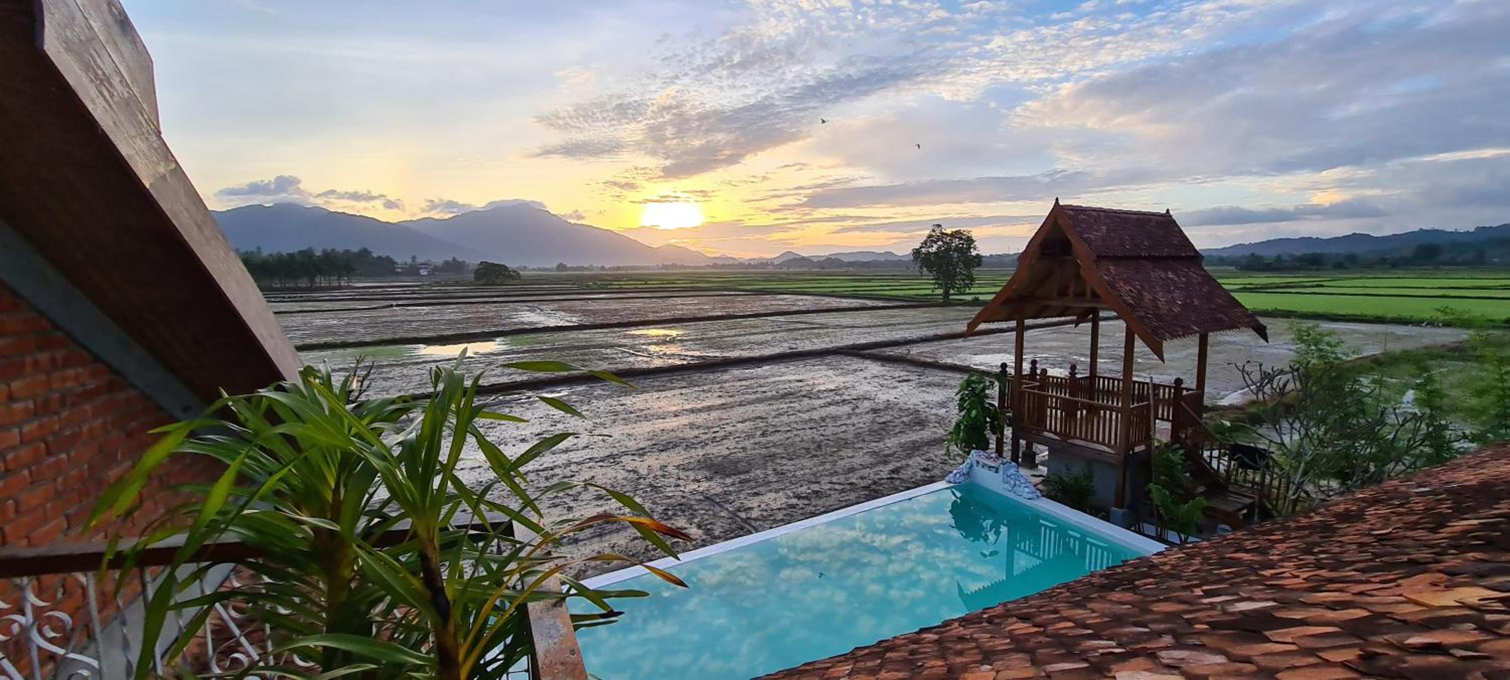 Villa with Private Pool photo 3