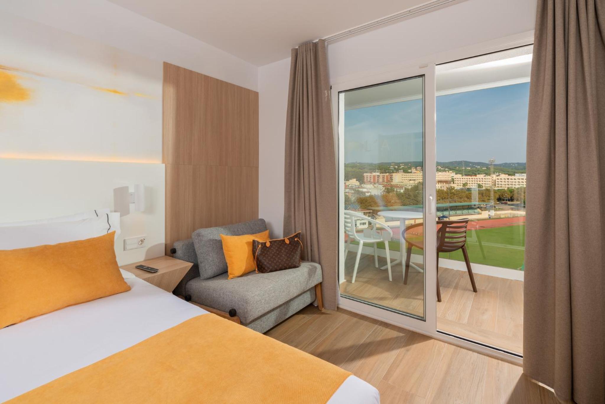 Standard Double Room (2 Adults) - Photo 5