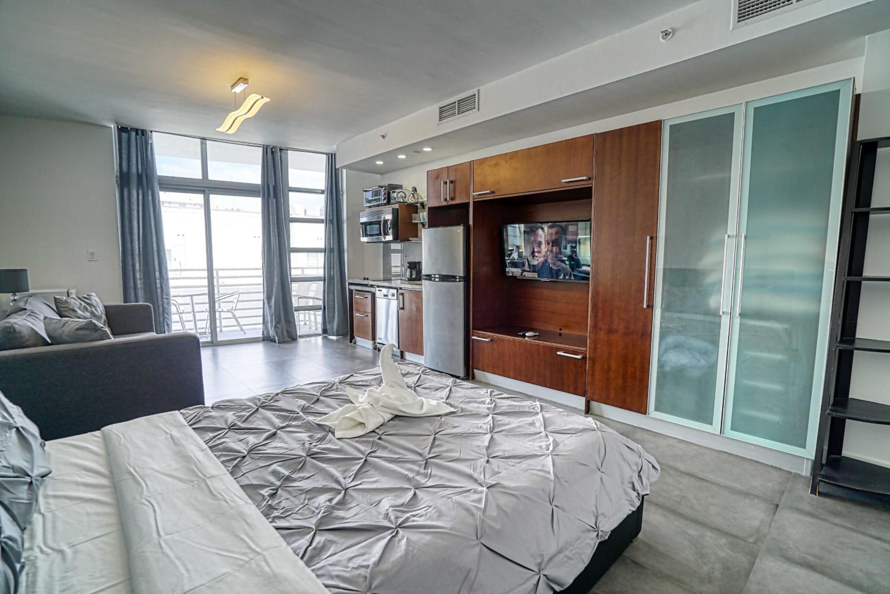 Deluxe Apartment thumbnail 5