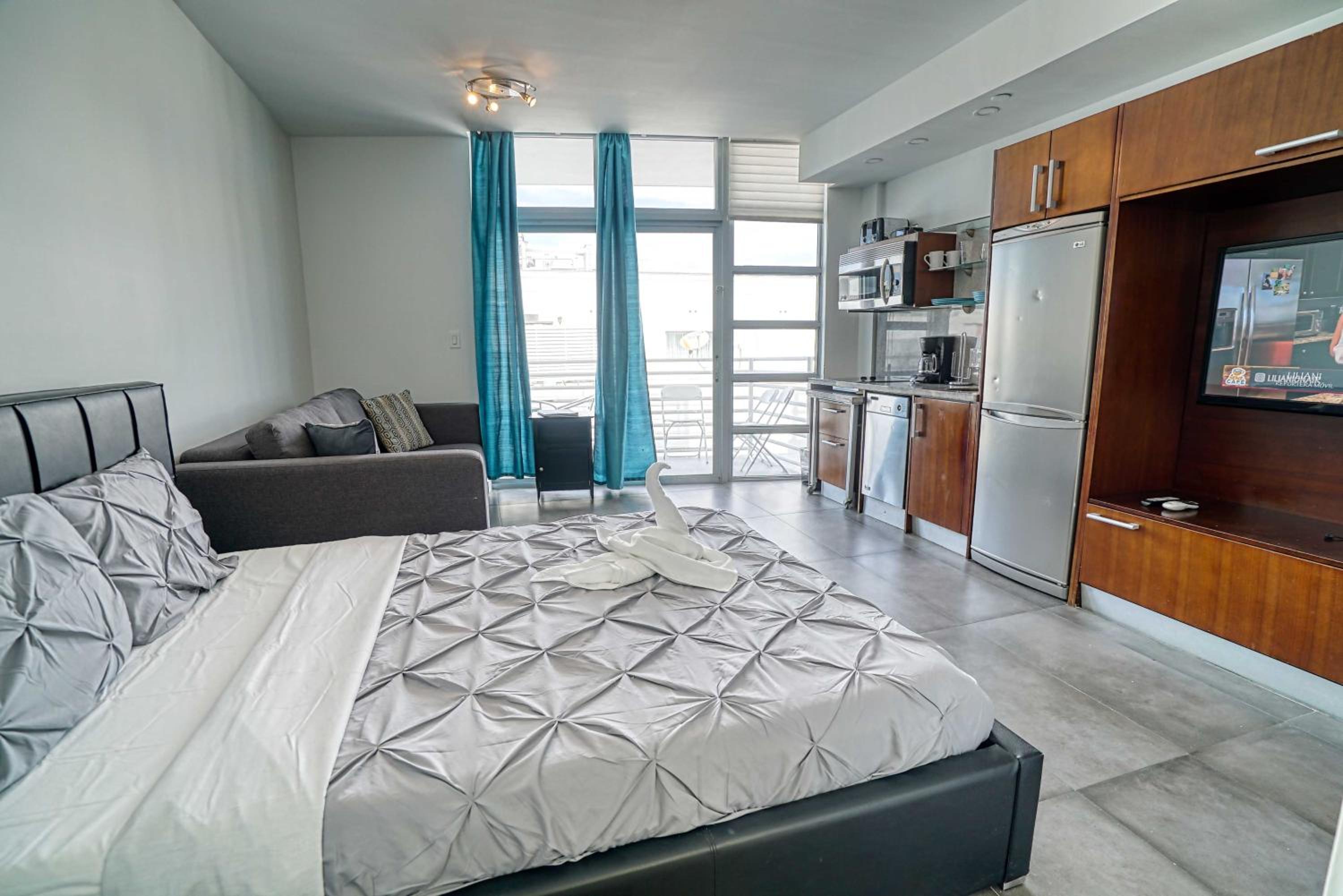Deluxe Apartment thumbnail 5