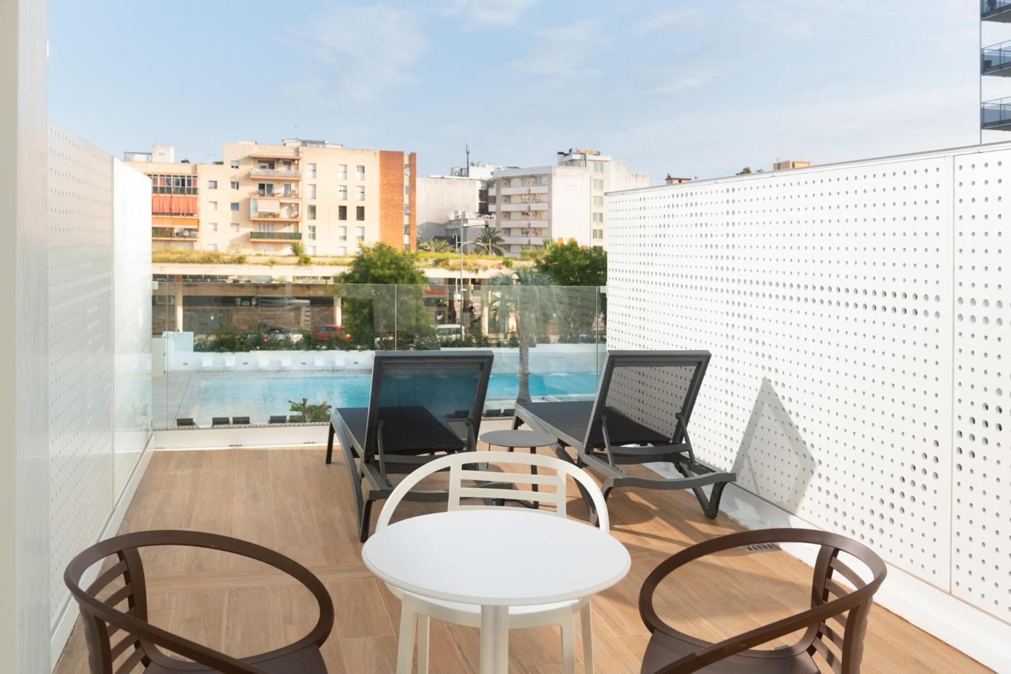 Family Room with Pool View (3 Adults + 1 Child)