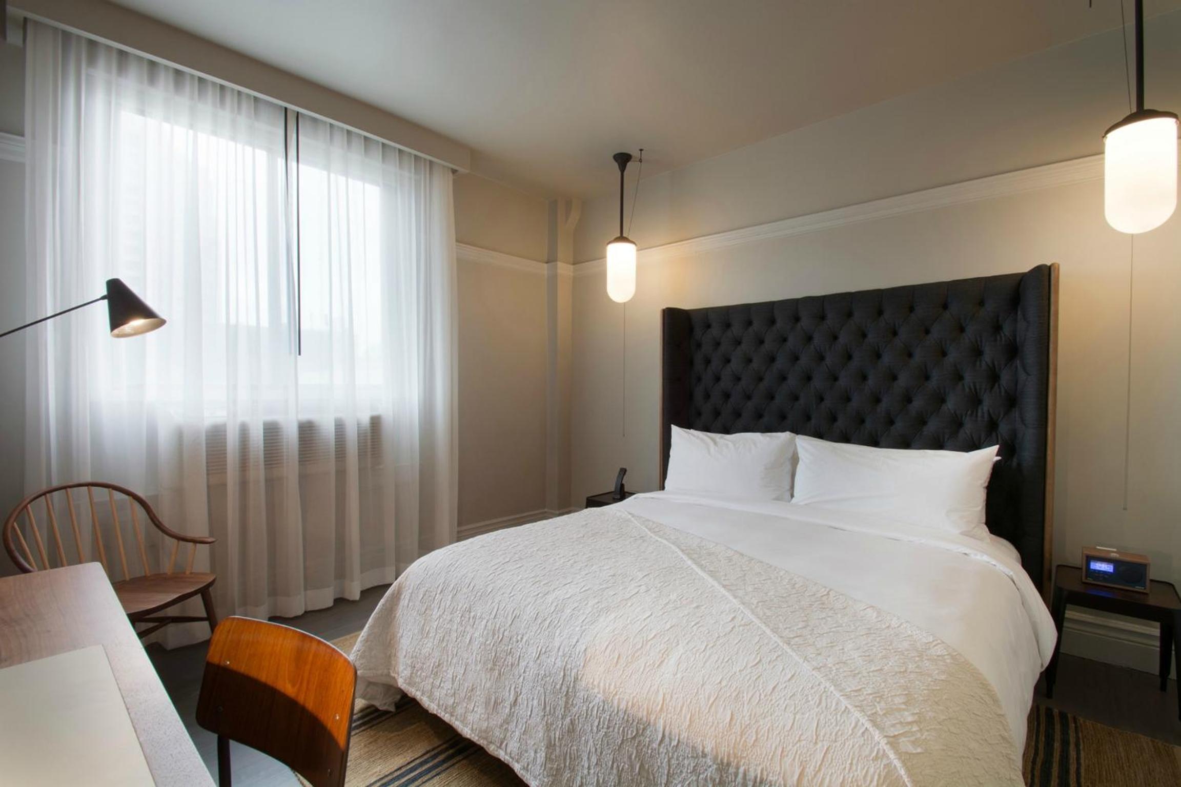 Queen Room - Photo 3