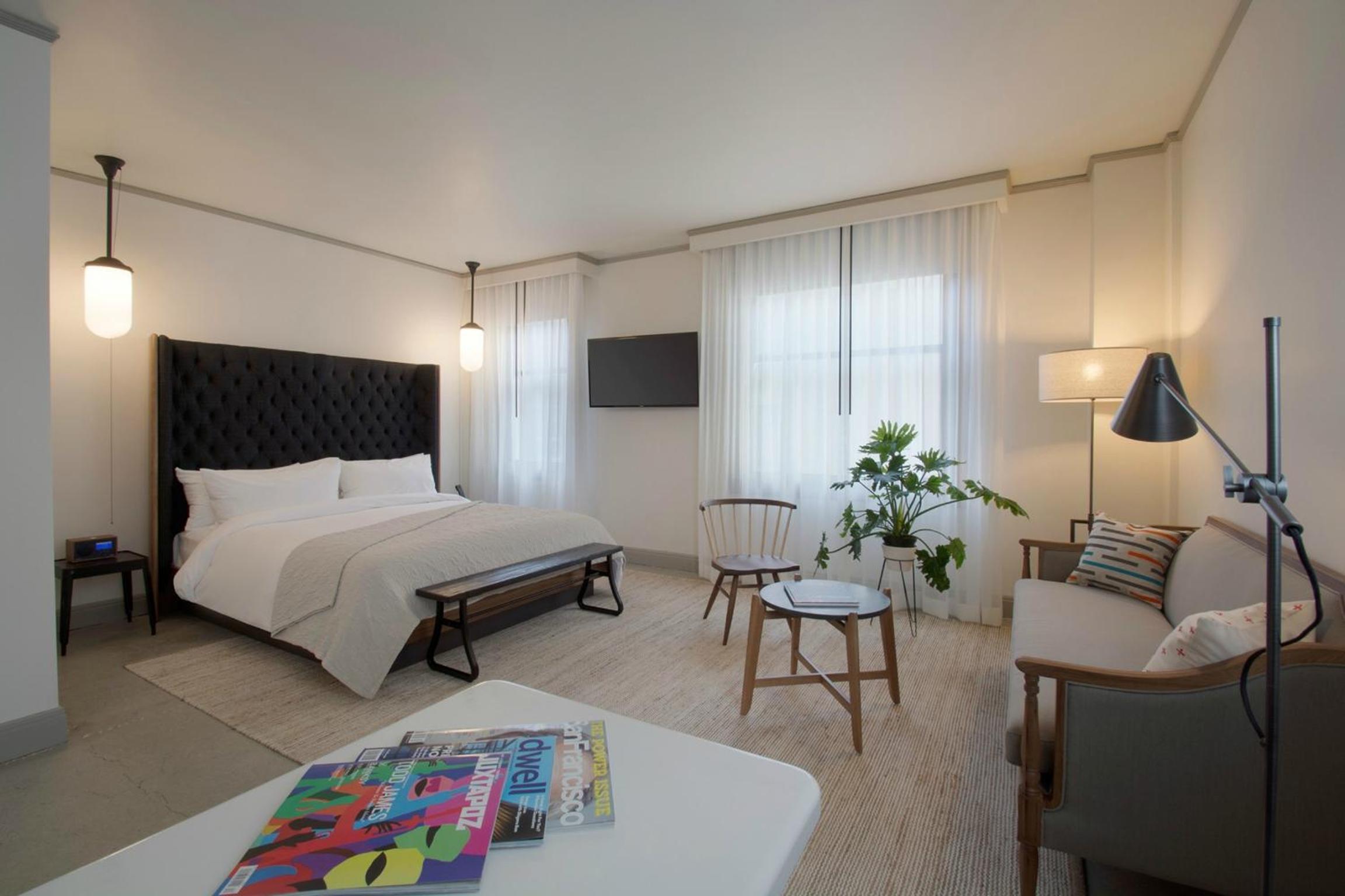 King Suite - Photo 9