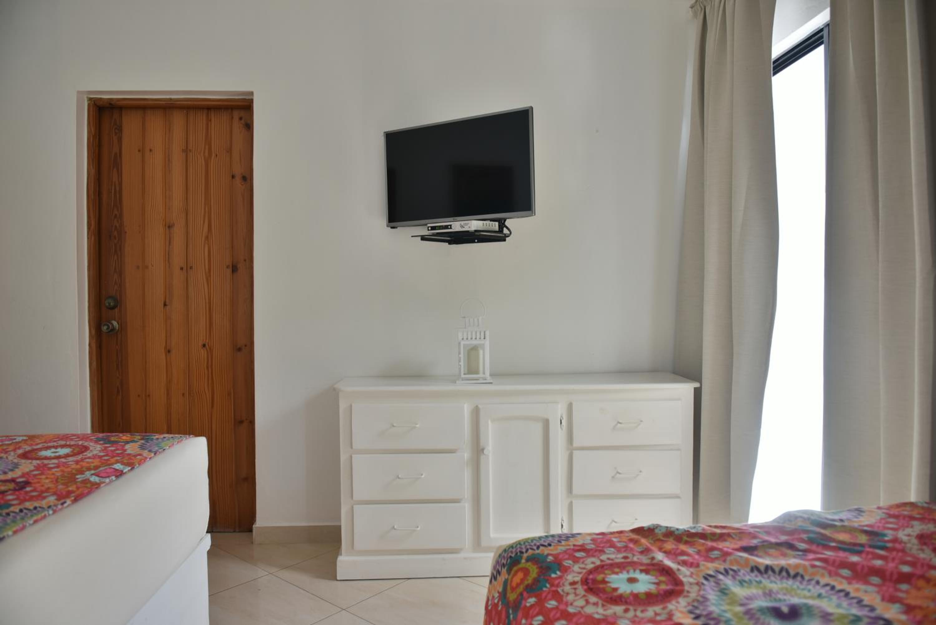 Two-Bedroom Apartment photo 2