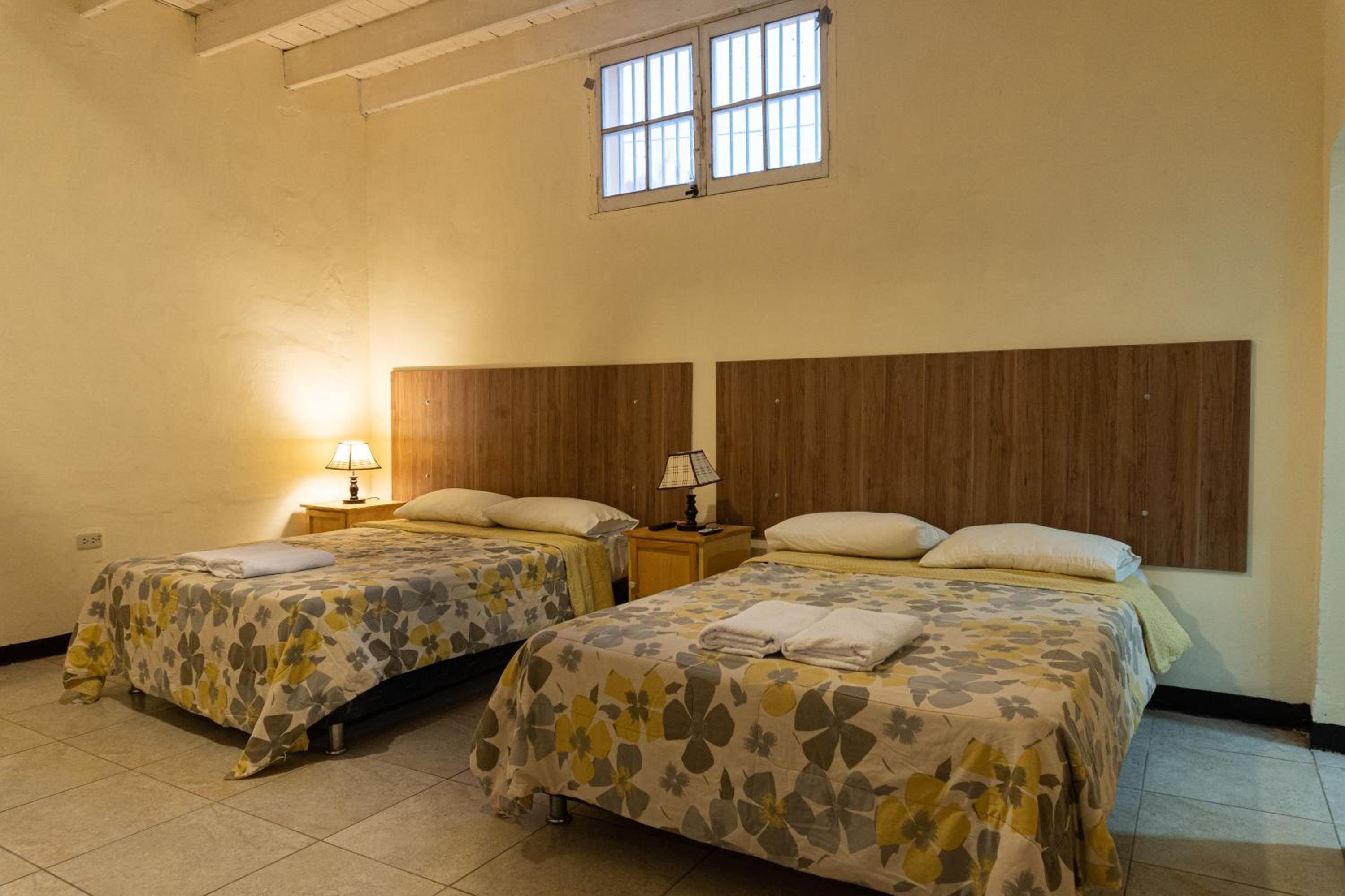 Double Room With Two Double Beds photo 2