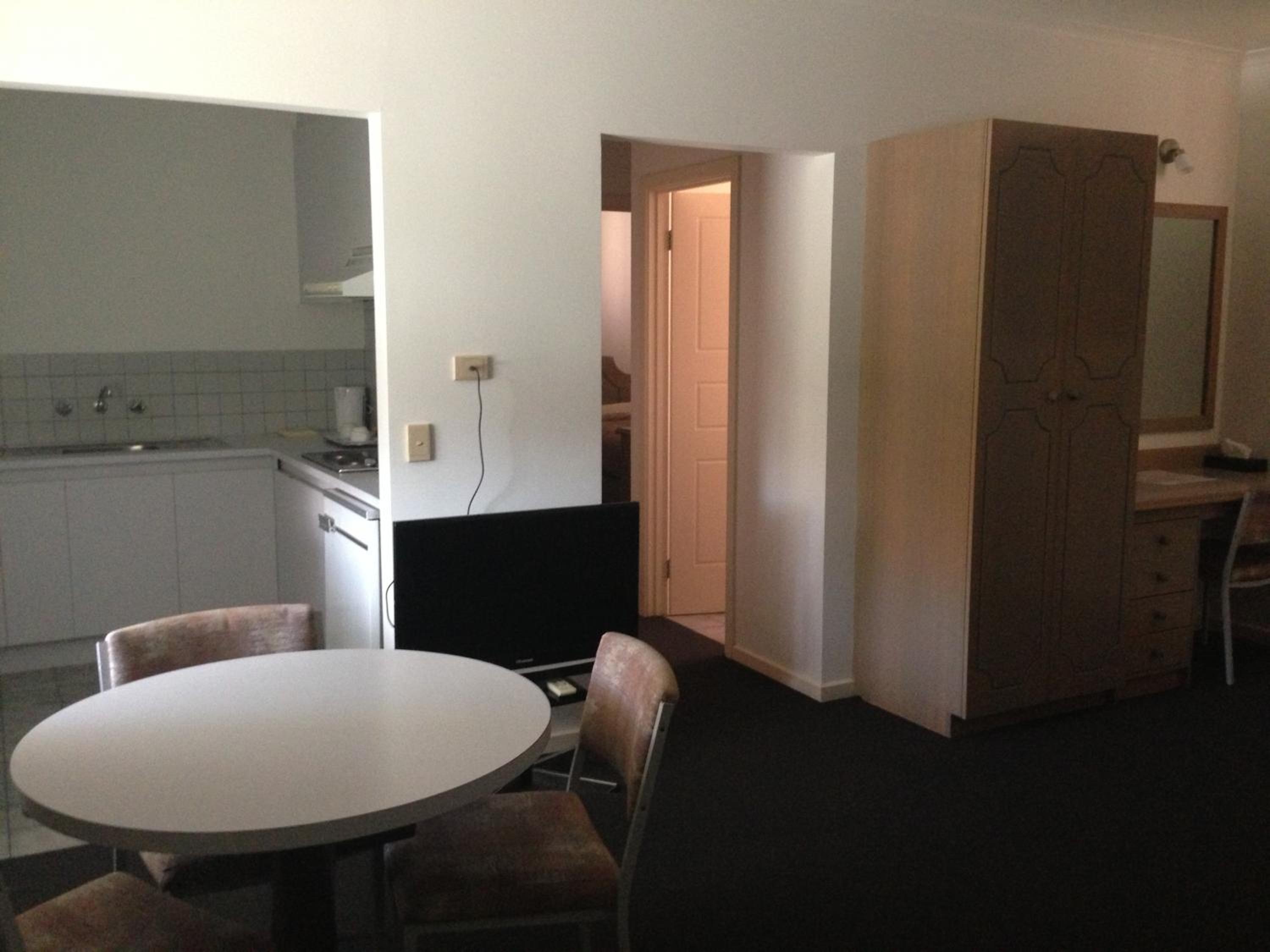 Two-Bedroom Apartment photo 3