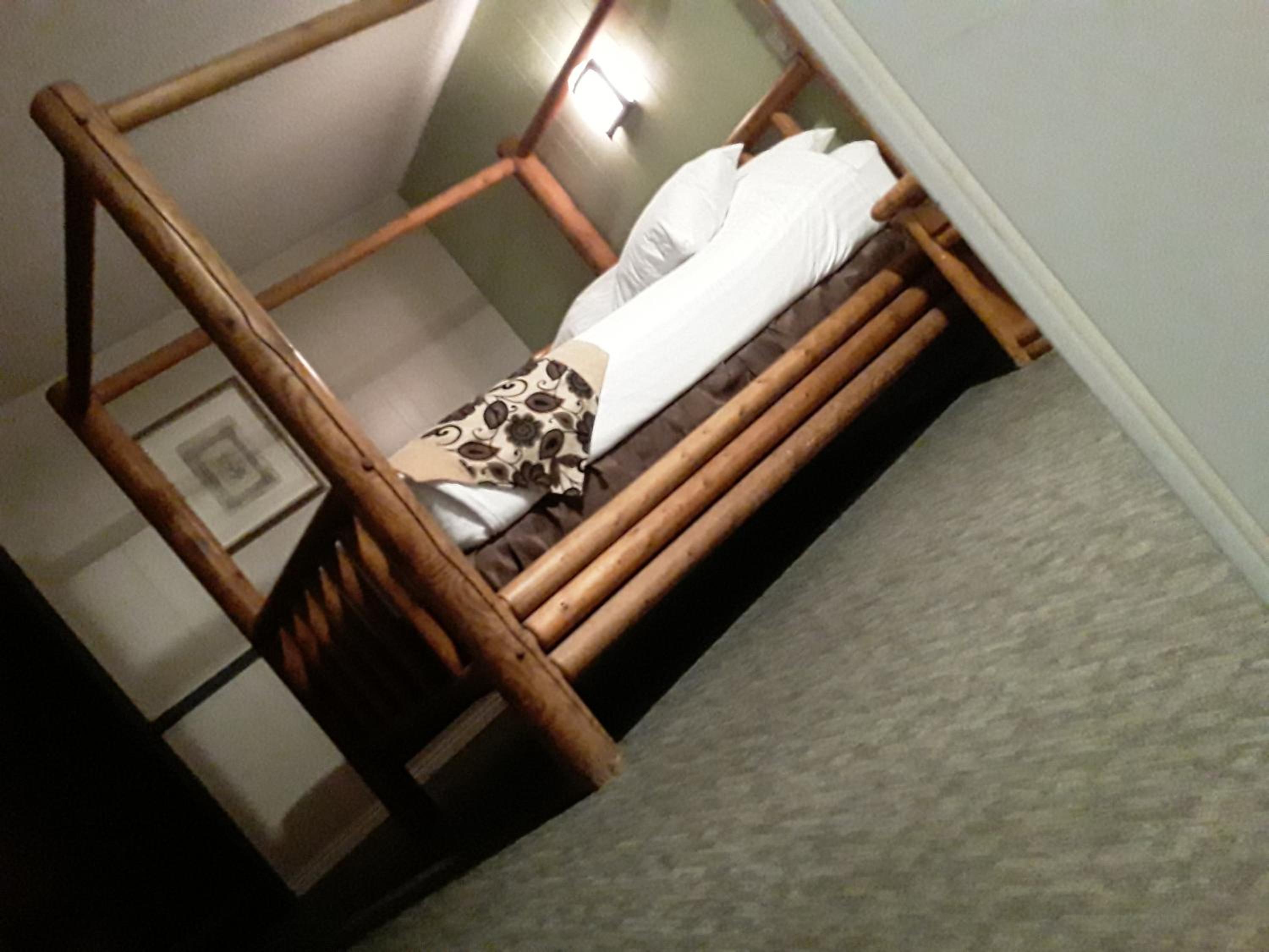 Standard Queen Room photo 3